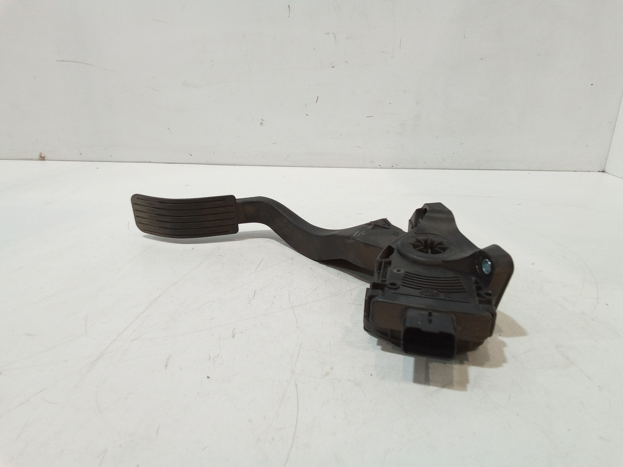 Pedale acceleratore per Peugeot 207 Cabrio (2007 - In produzione)