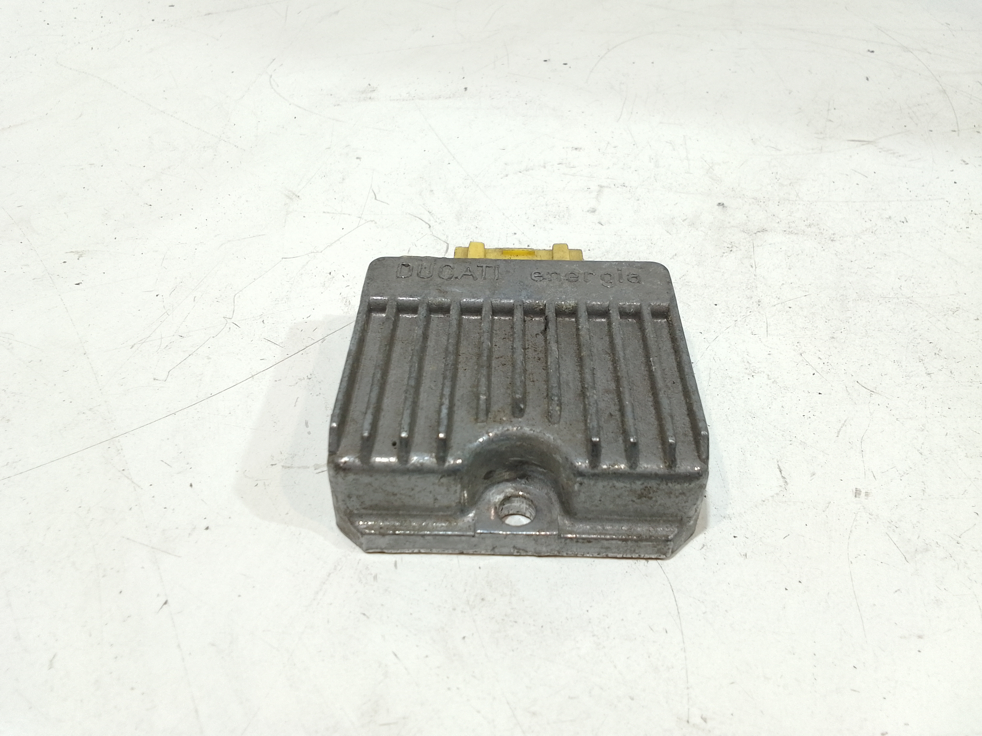 Regolatore tensione per Aprilia Scarabeo 50cc (01>04) (2001 - 2004)