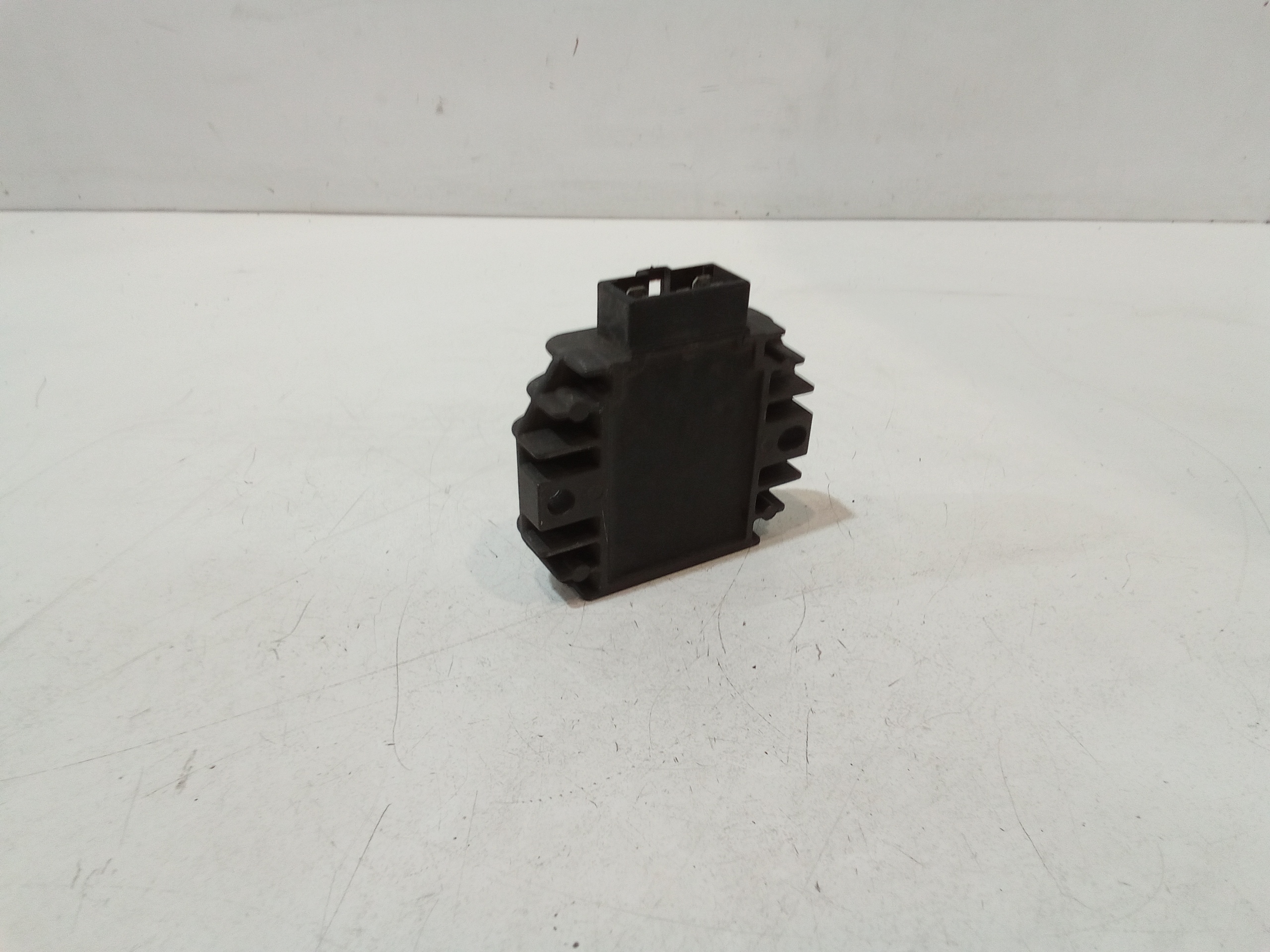 Regolatore di tensione per Aprilia Sport City 200