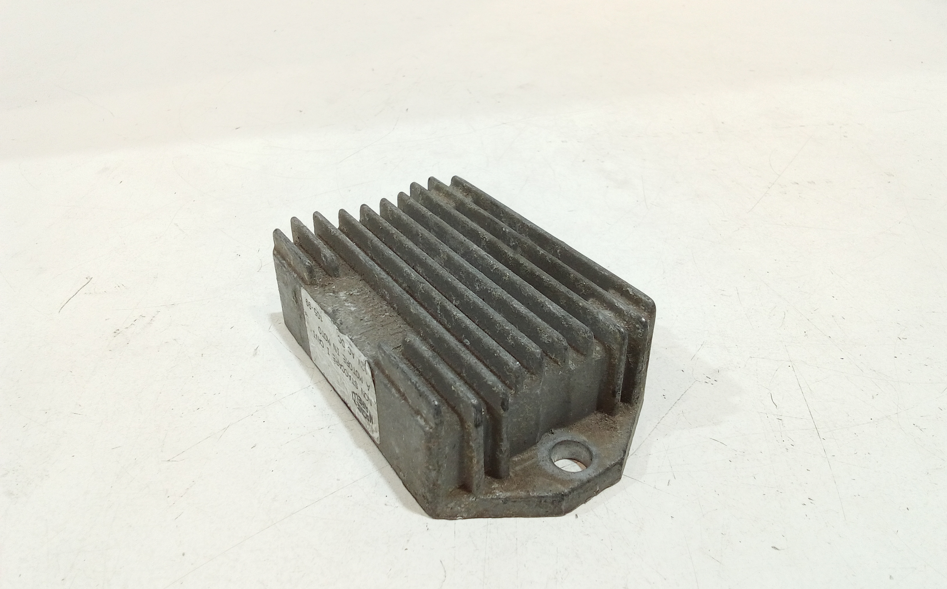 Regolatore di tensione per Piaggio Liberty 50cc 2t (97>99) (1997 - 1999)