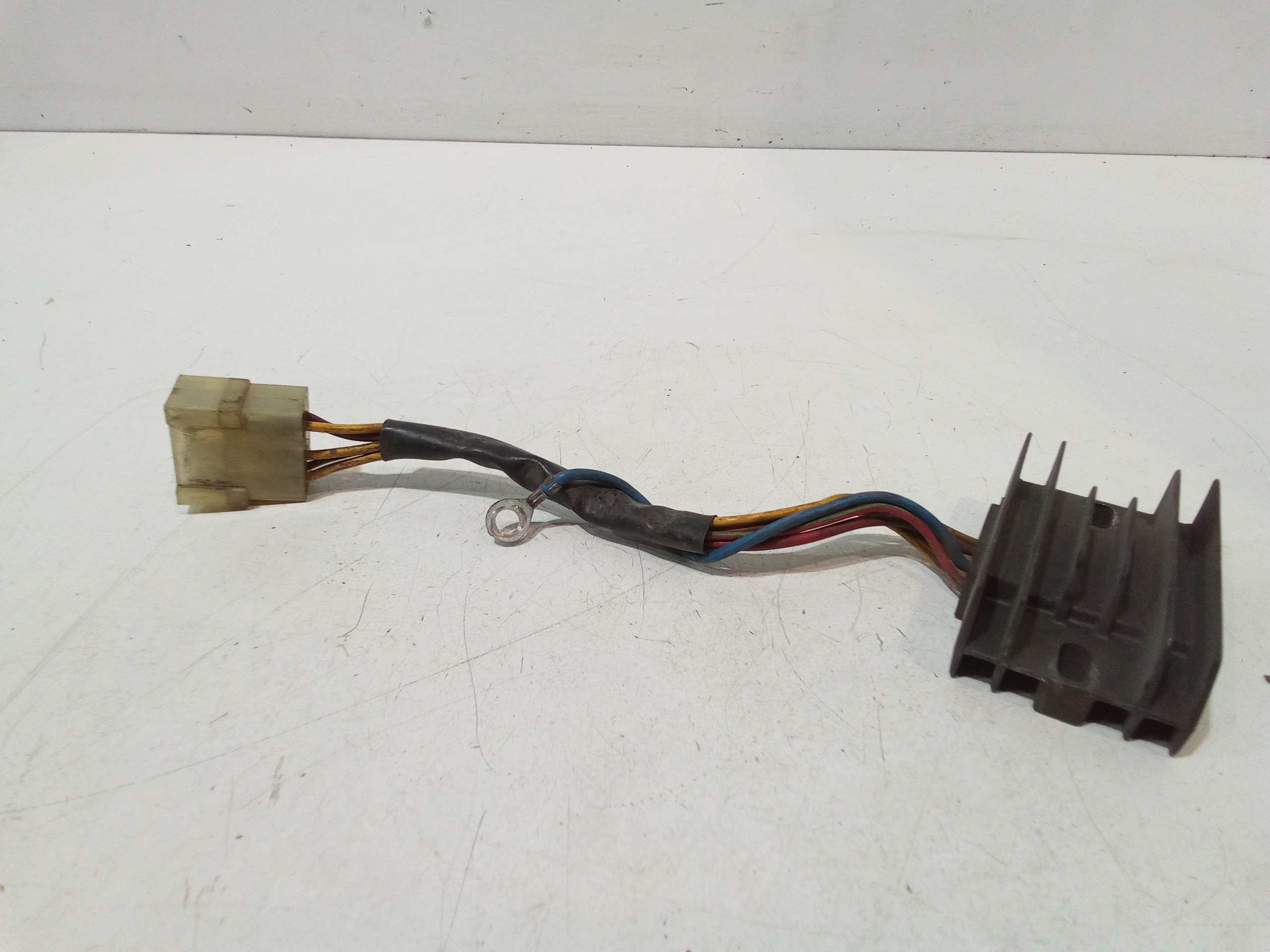 Regolatore di tensione per Aprilia Rs 125cc (06>14) (2006 - 2014)