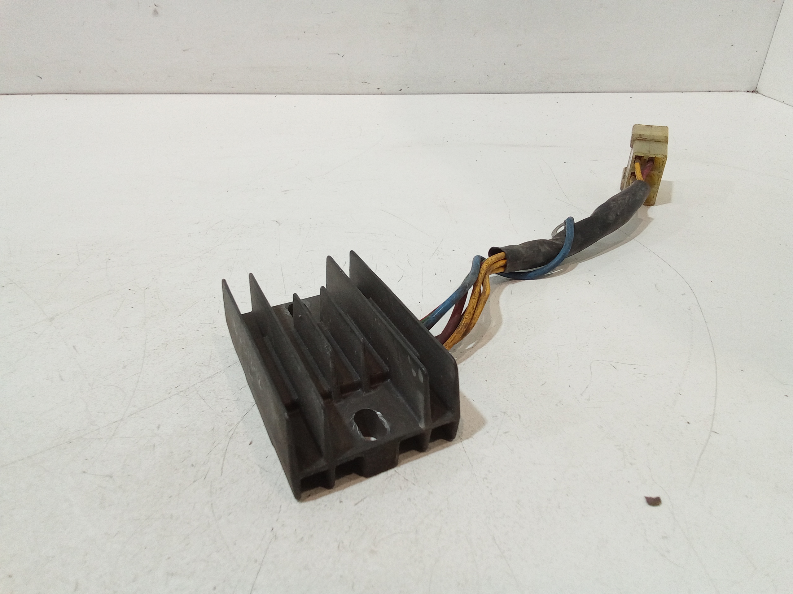 Regolatore di tensione per Aprilia Rs 125cc (06>14) (2006 - 2014)