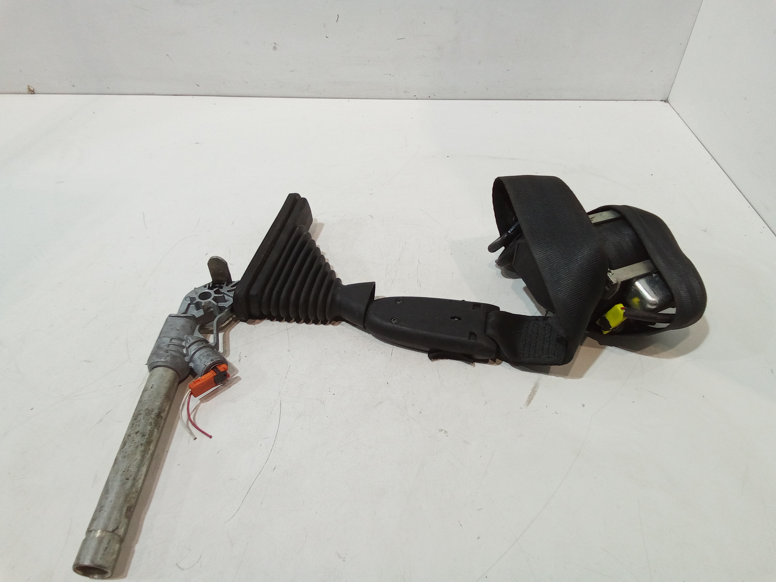 Cintura di Sicurezza anteriore Sinistra con pretensionatore per Nissan Qashqai 1 Serie (2006 - 2009)