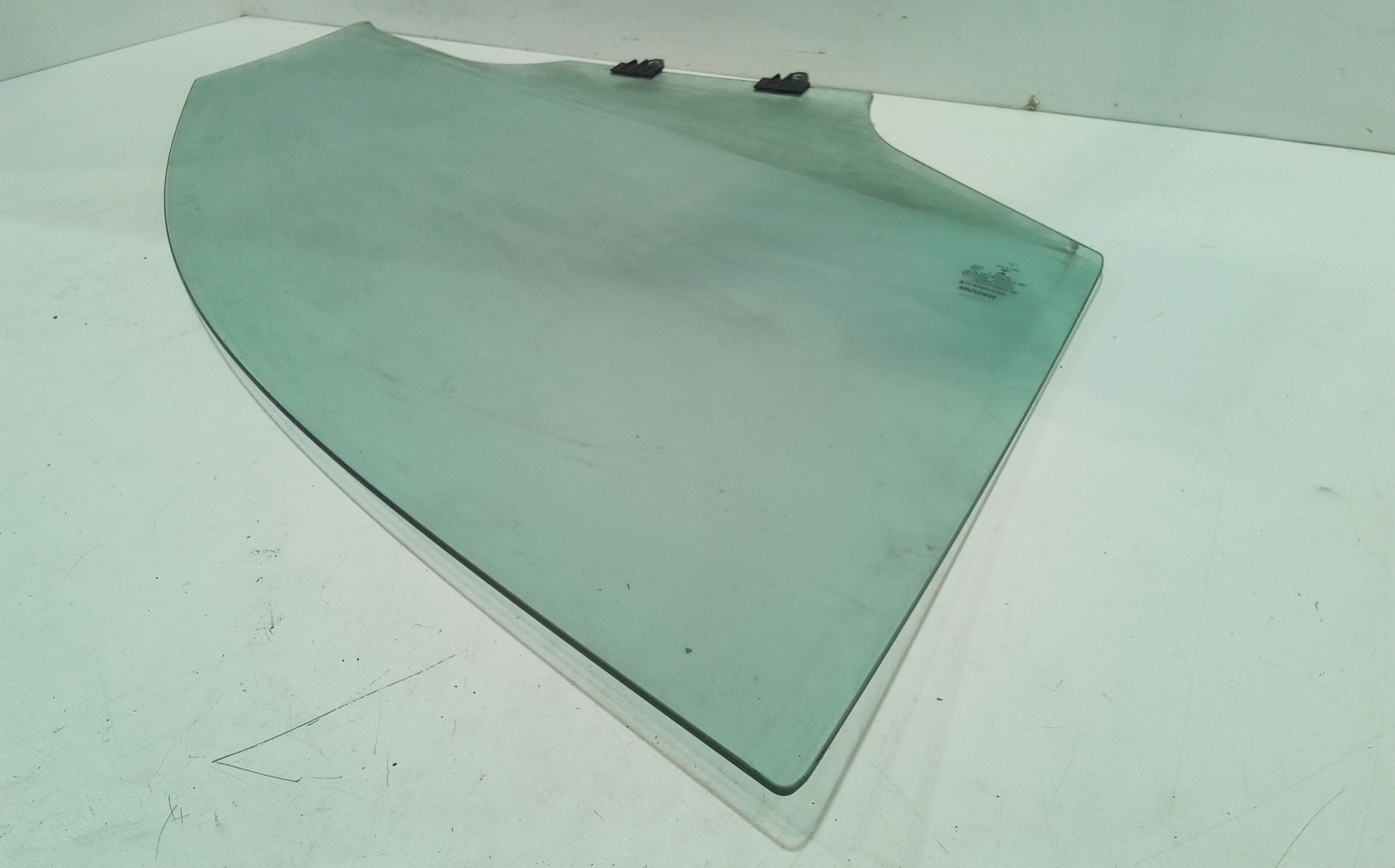 Vetro scendente anteriore Sinistro per Nissan Qashqai Serie (2014 - 2021)