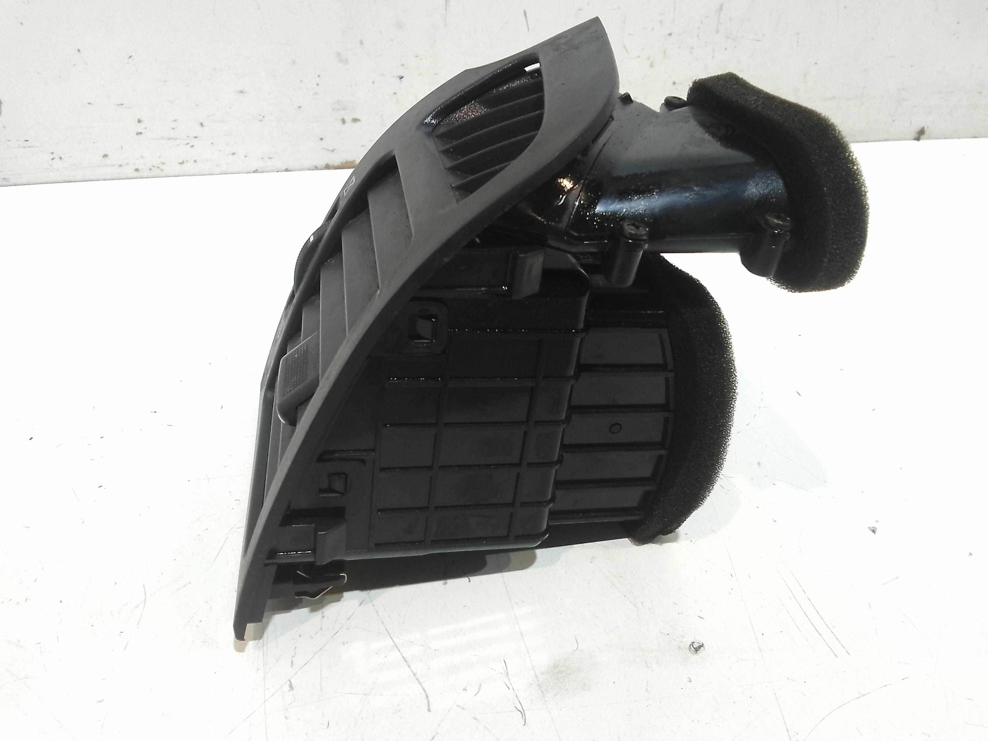 Bocchetta aria cruscotto lato guida per Chevrolet Captiva 1 Serie (2006 - In produzione)