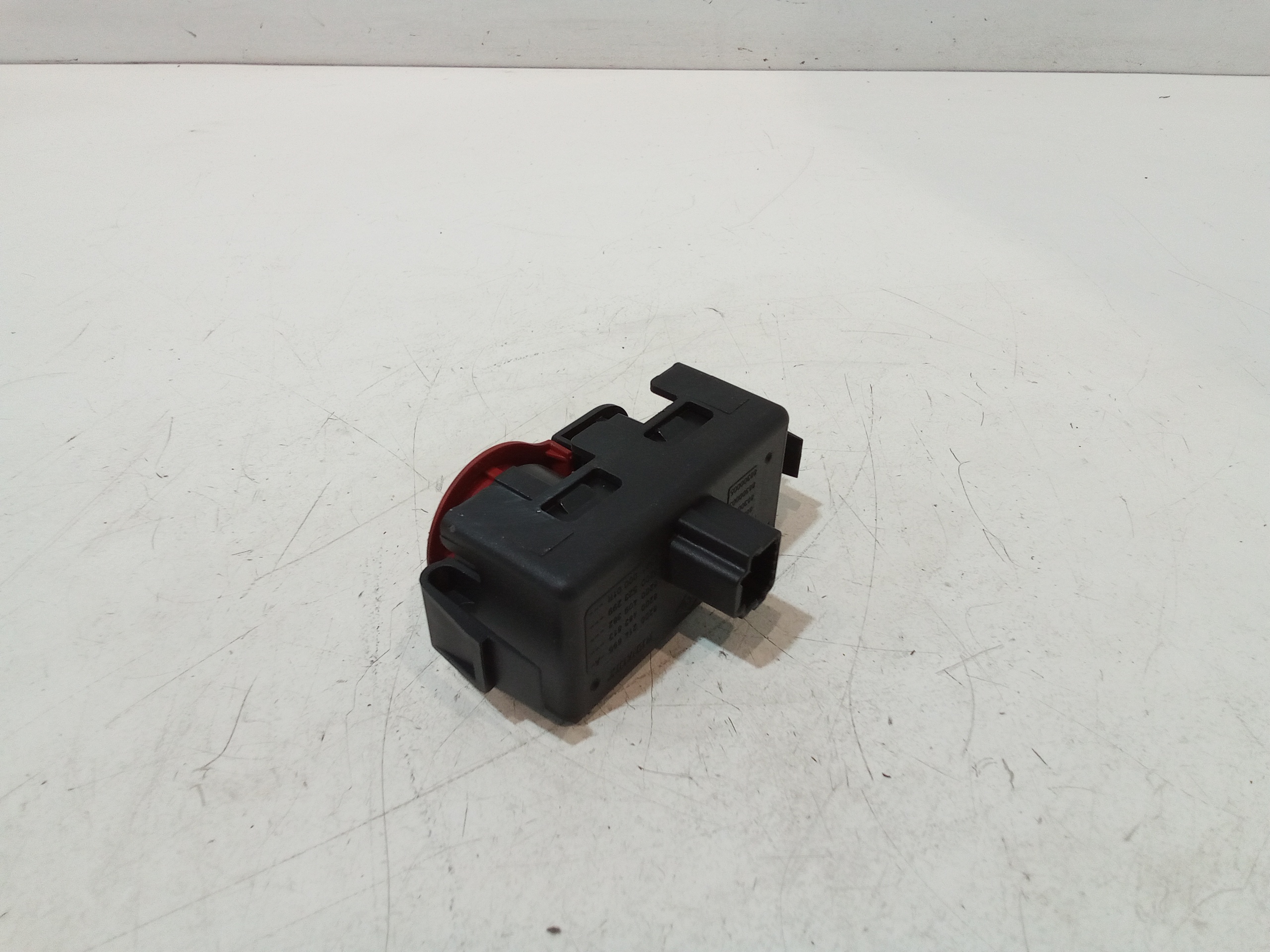 Pulsante luci di emergenza per Renault Clio Serie (08>15) (2008 - 2015)