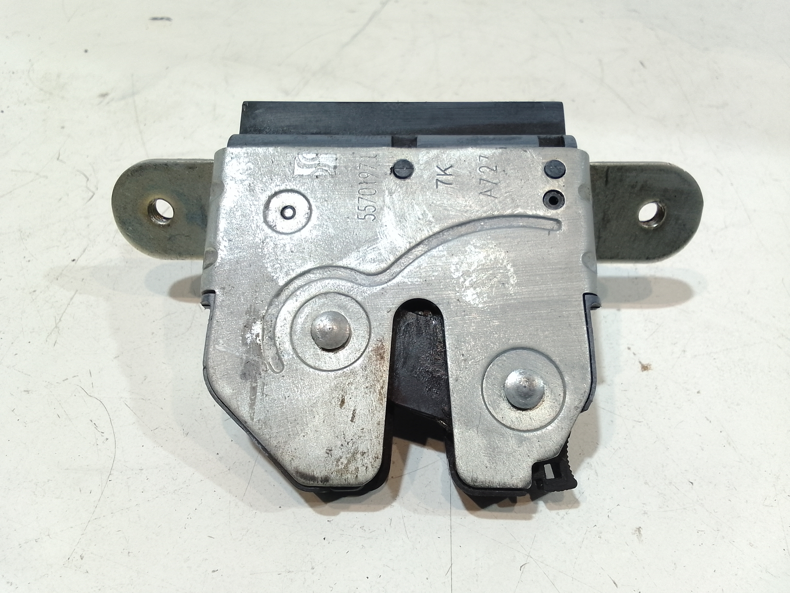 Serratura Cofano Posteriore per Opel Corsa D 3p 1 Serie (2006 - In produzione)