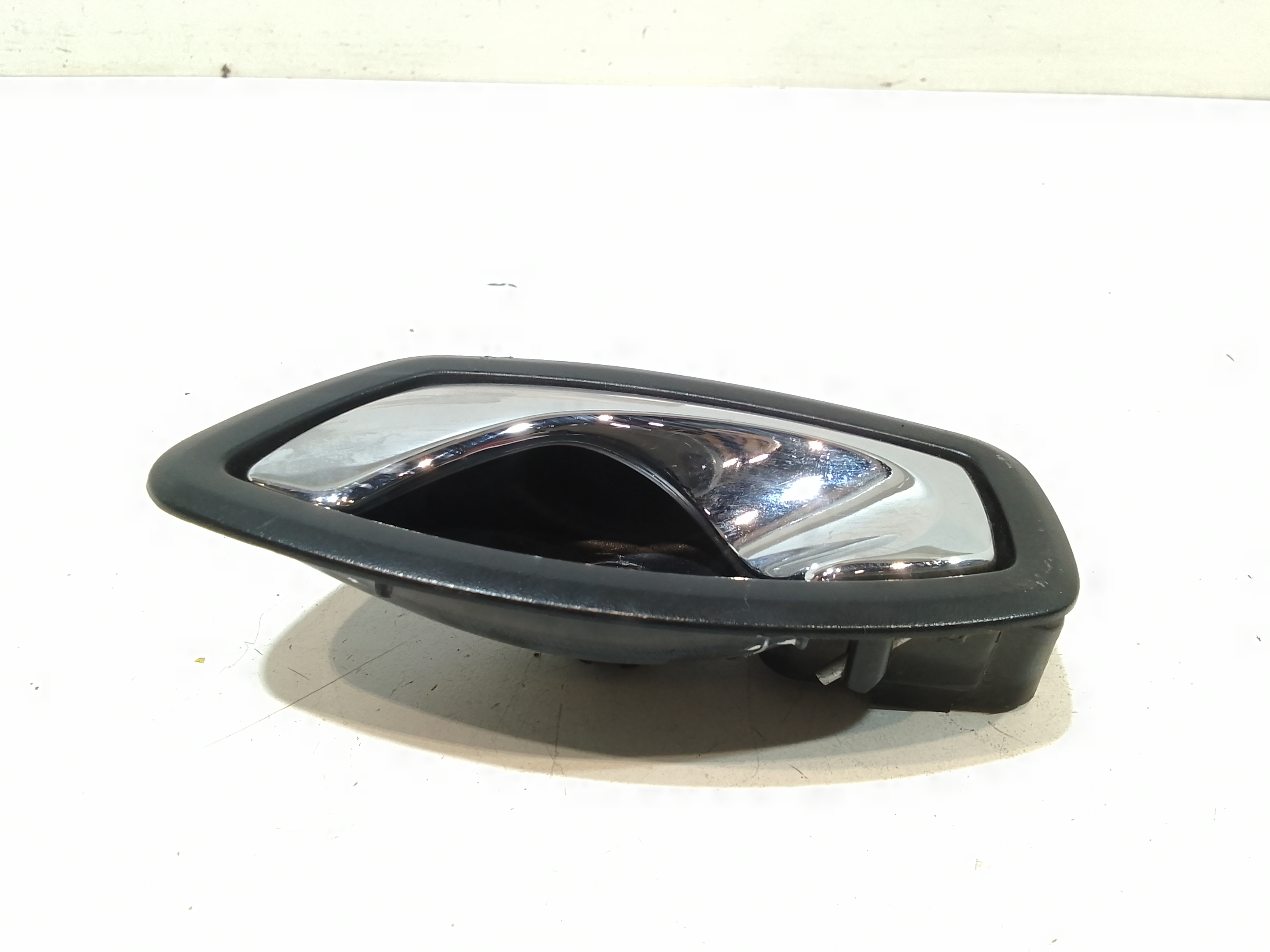 Maniglia interna Posteriore Sinistra per Renault Clio Serie Iv (12>19) (2012 - 2019)