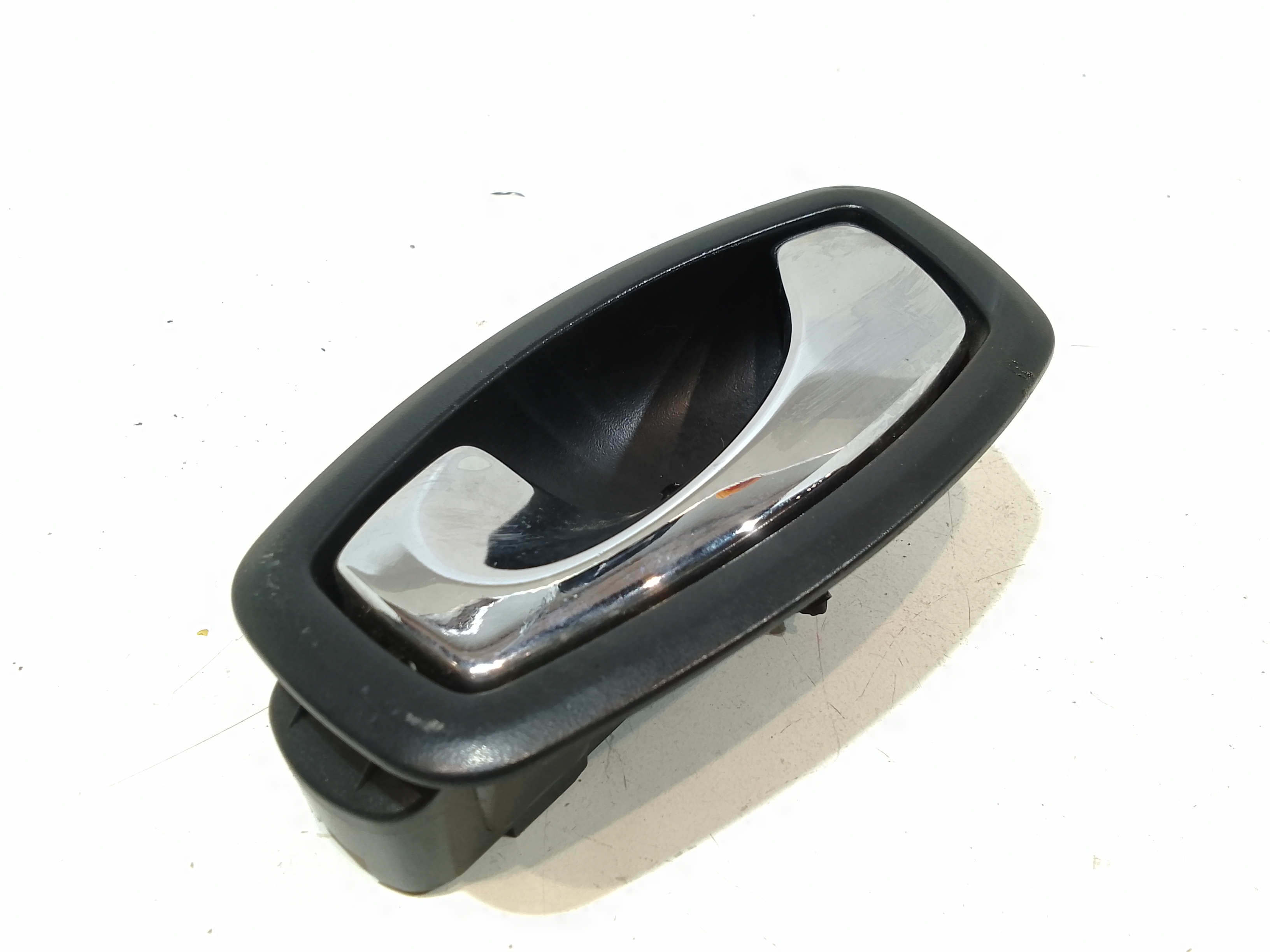 Maniglia interna Posteriore Sinistra per Renault Clio Serie Iv (12>19) (2012 - 2019)