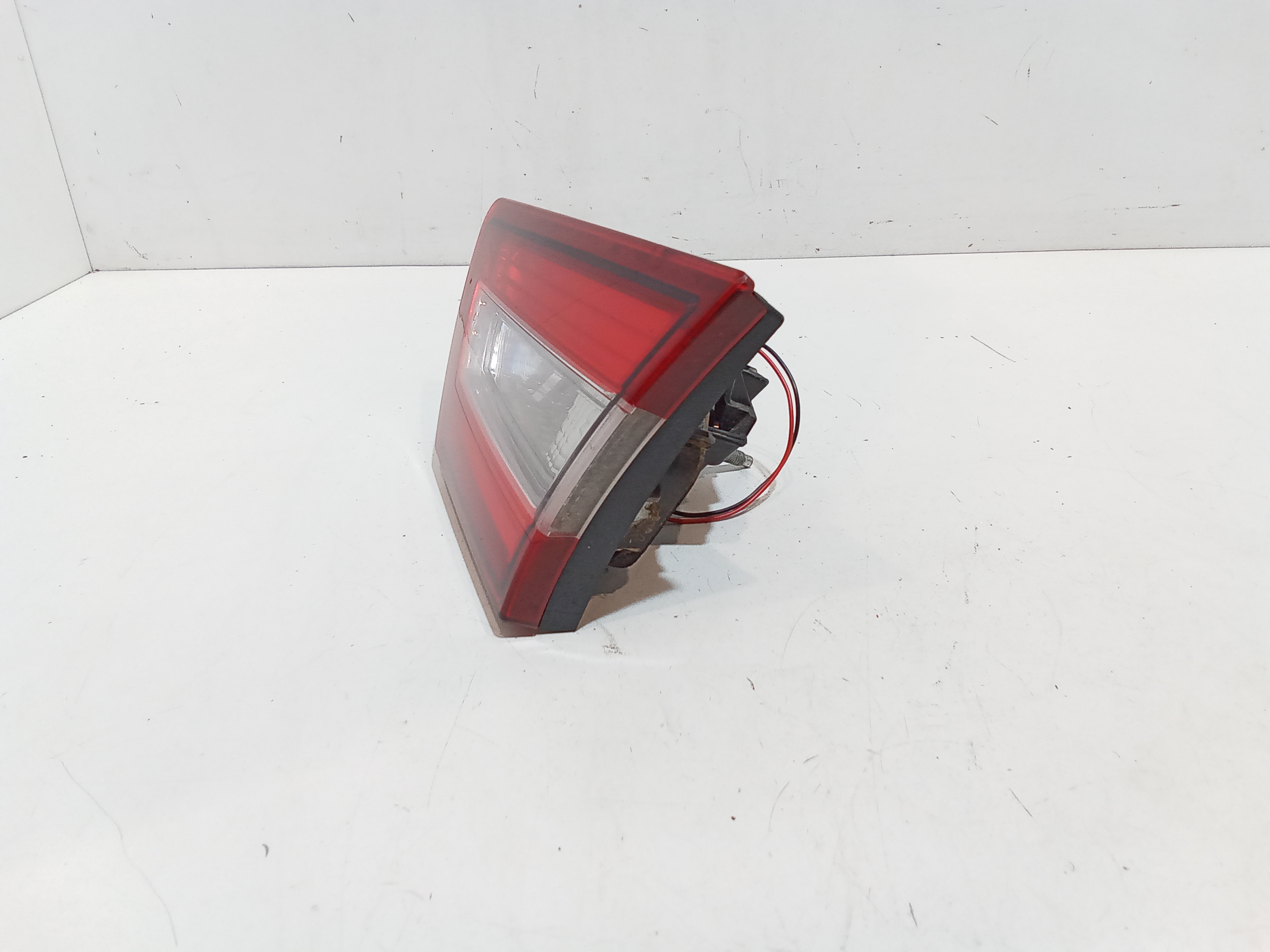 Stop Posteriore Destro Integrato nel Portello per Renault Clio Serie Iv (12>19) (2012 - 2019)