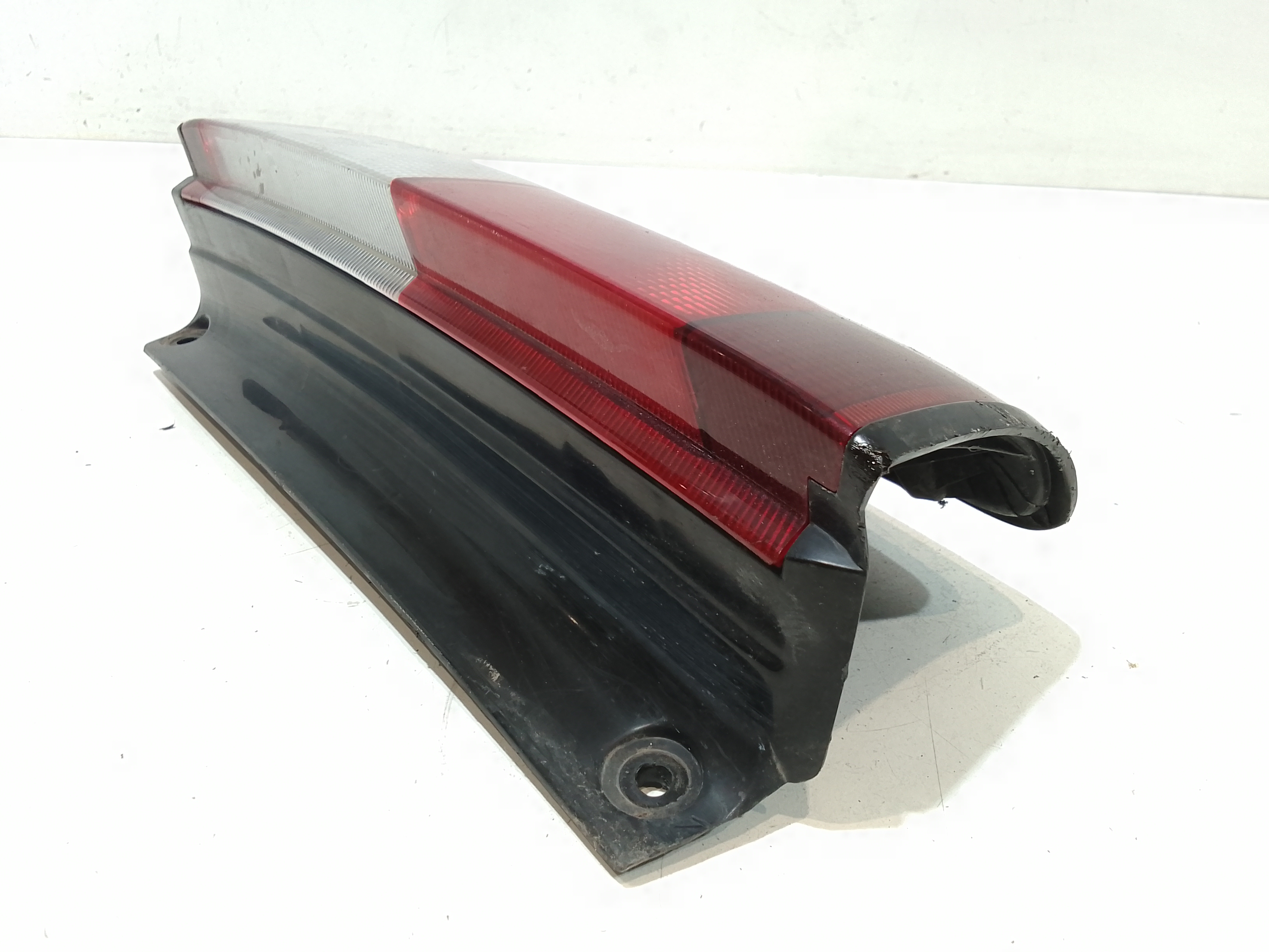 Stop fanale Posteriore sinistro lato Guida per Suzuki Ignis 1 Serie (2000 - 2003)