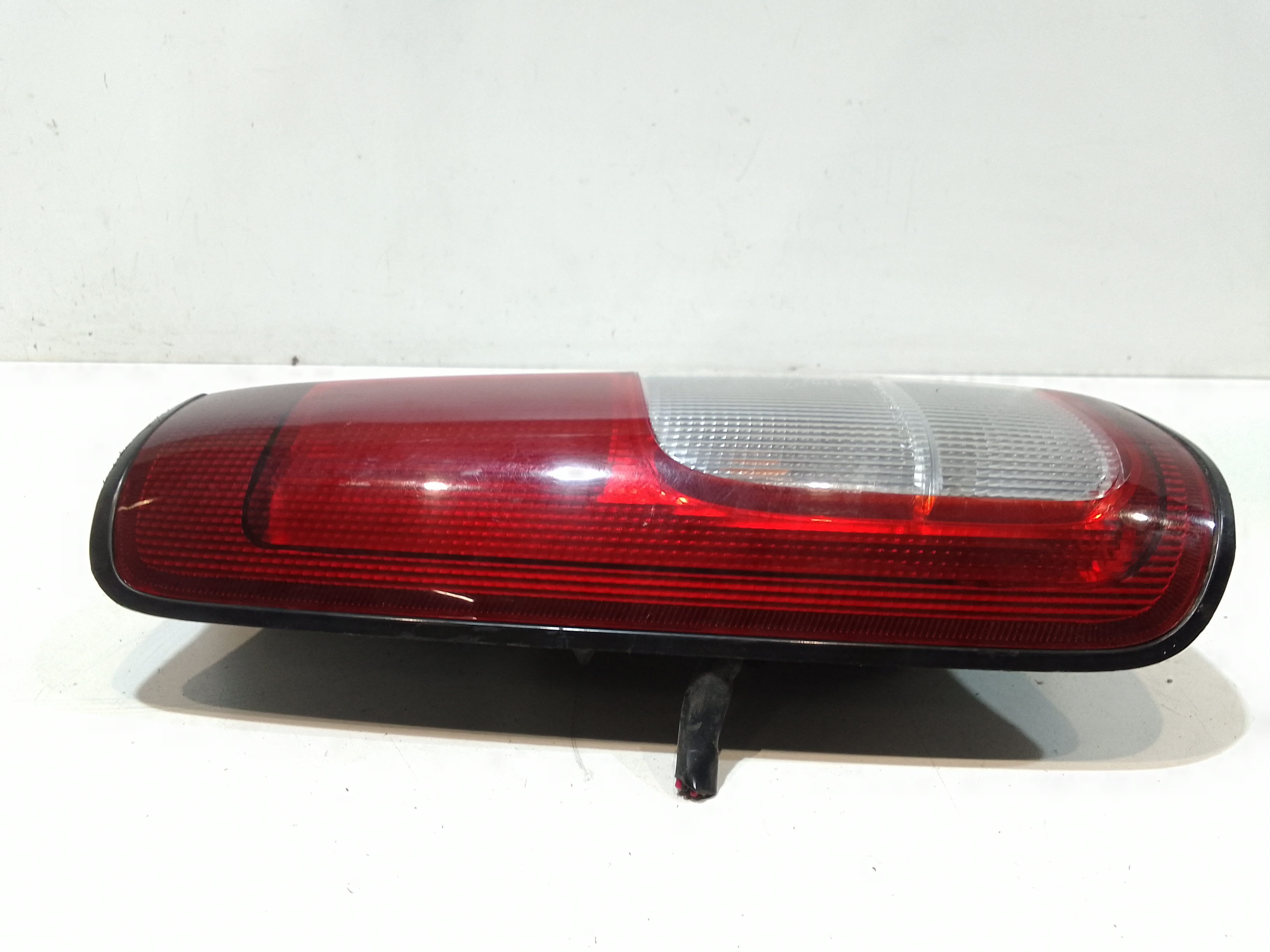 Stop fanale Posteriore sinistro lato Guida per Suzuki Ignis 1 Serie (2000 - 2003)