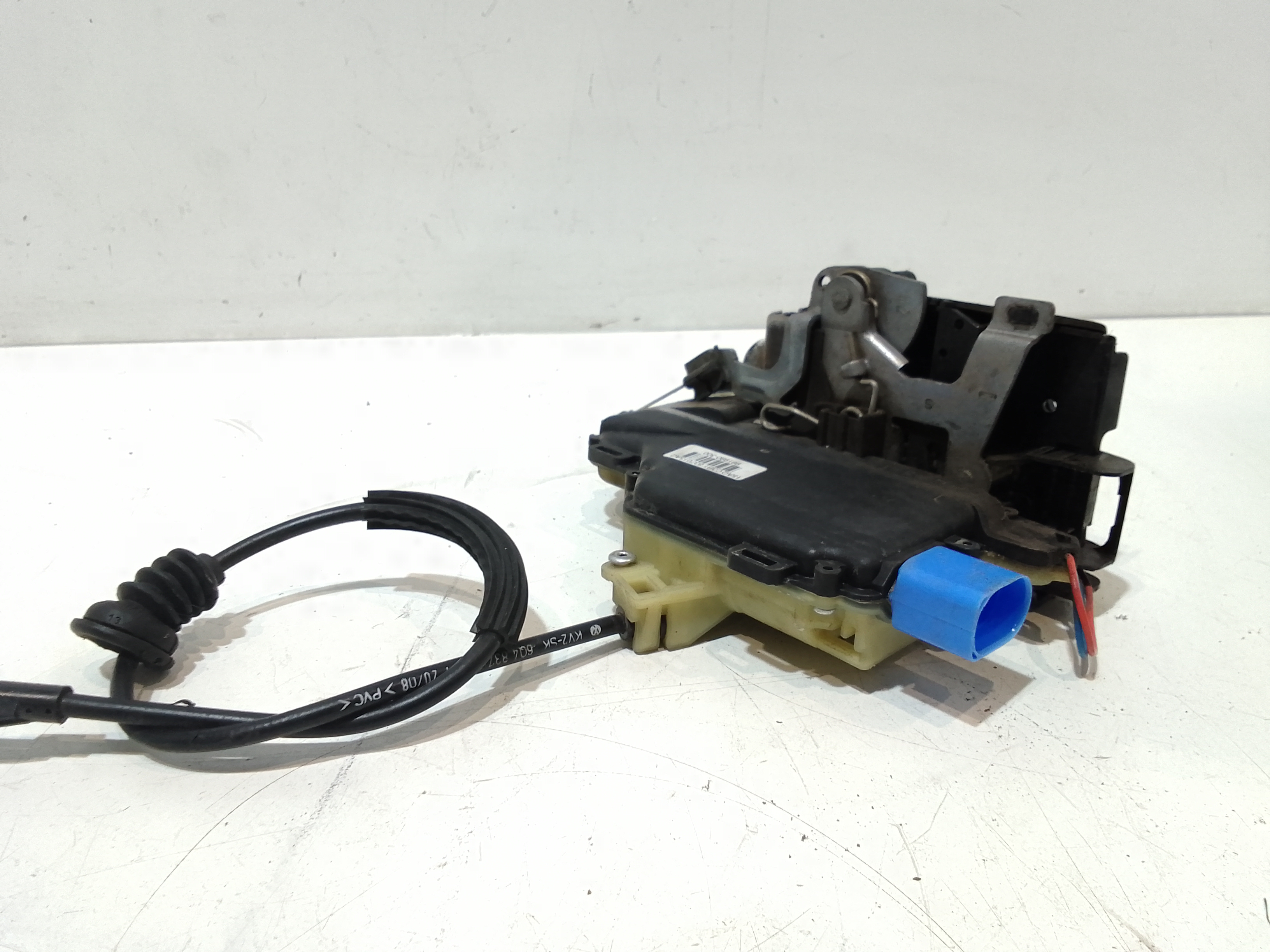 Serratura Anteriore Sinistra per Volkswagen Polo 4 Serie (2001 - 2009)