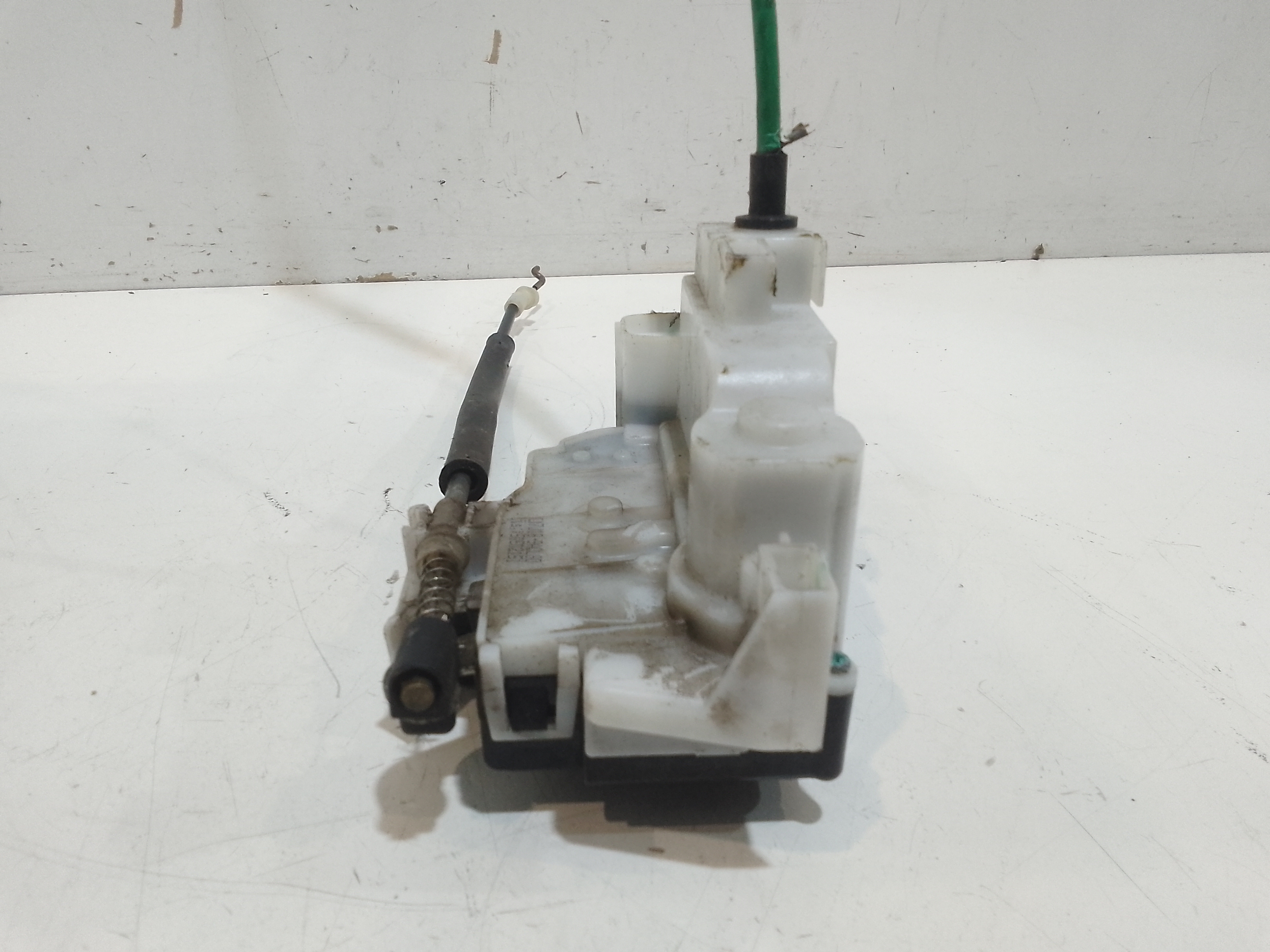 Serratura Anteriore Destra per Alfa Romeo 159 Sportwagon Serie (05>11) (2005 - 2011)