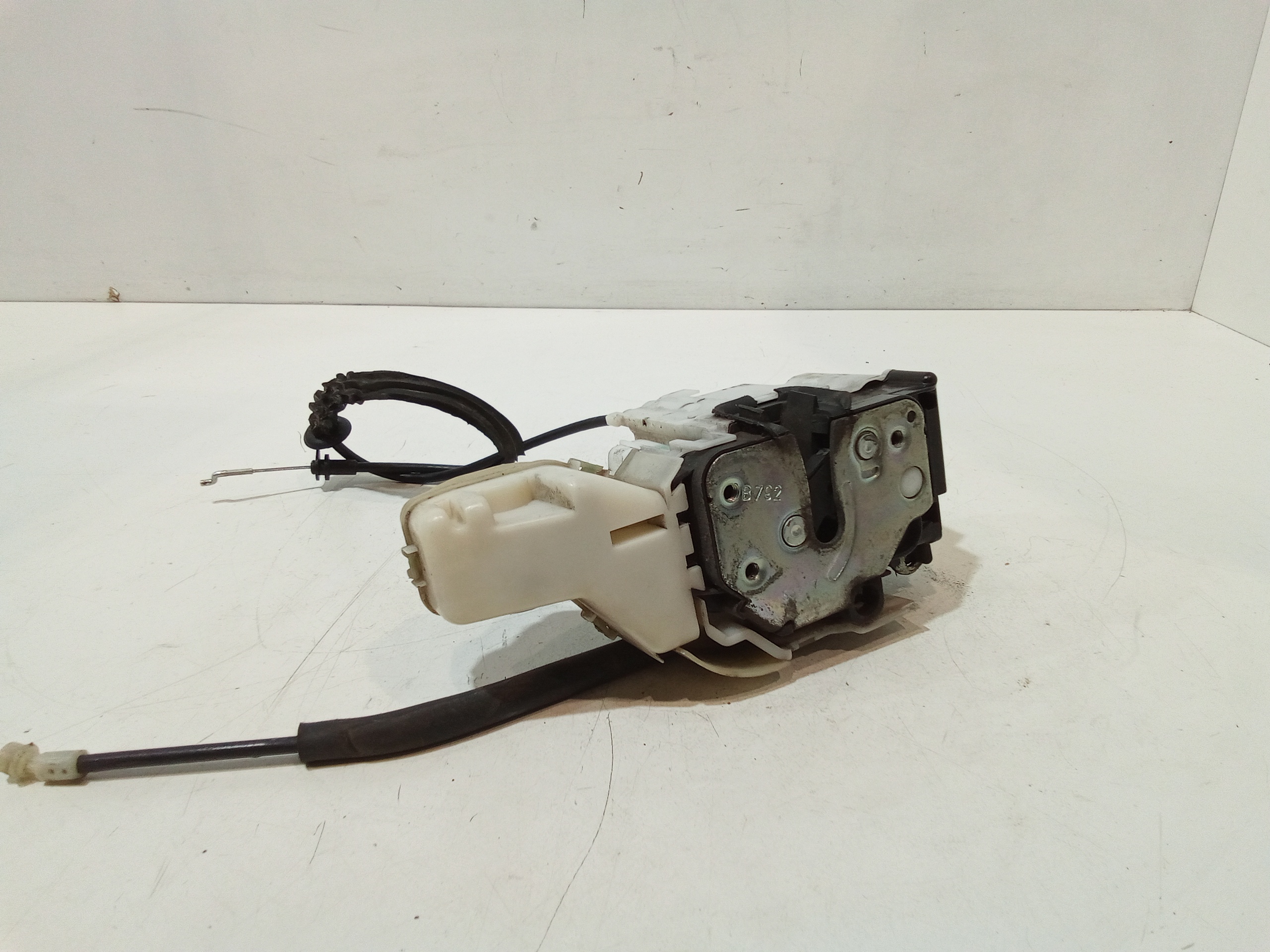 Serratura Anteriore Sinistra per Alfa Romeo 159 Sportwagon Serie (05>11) (2005 - 2011)