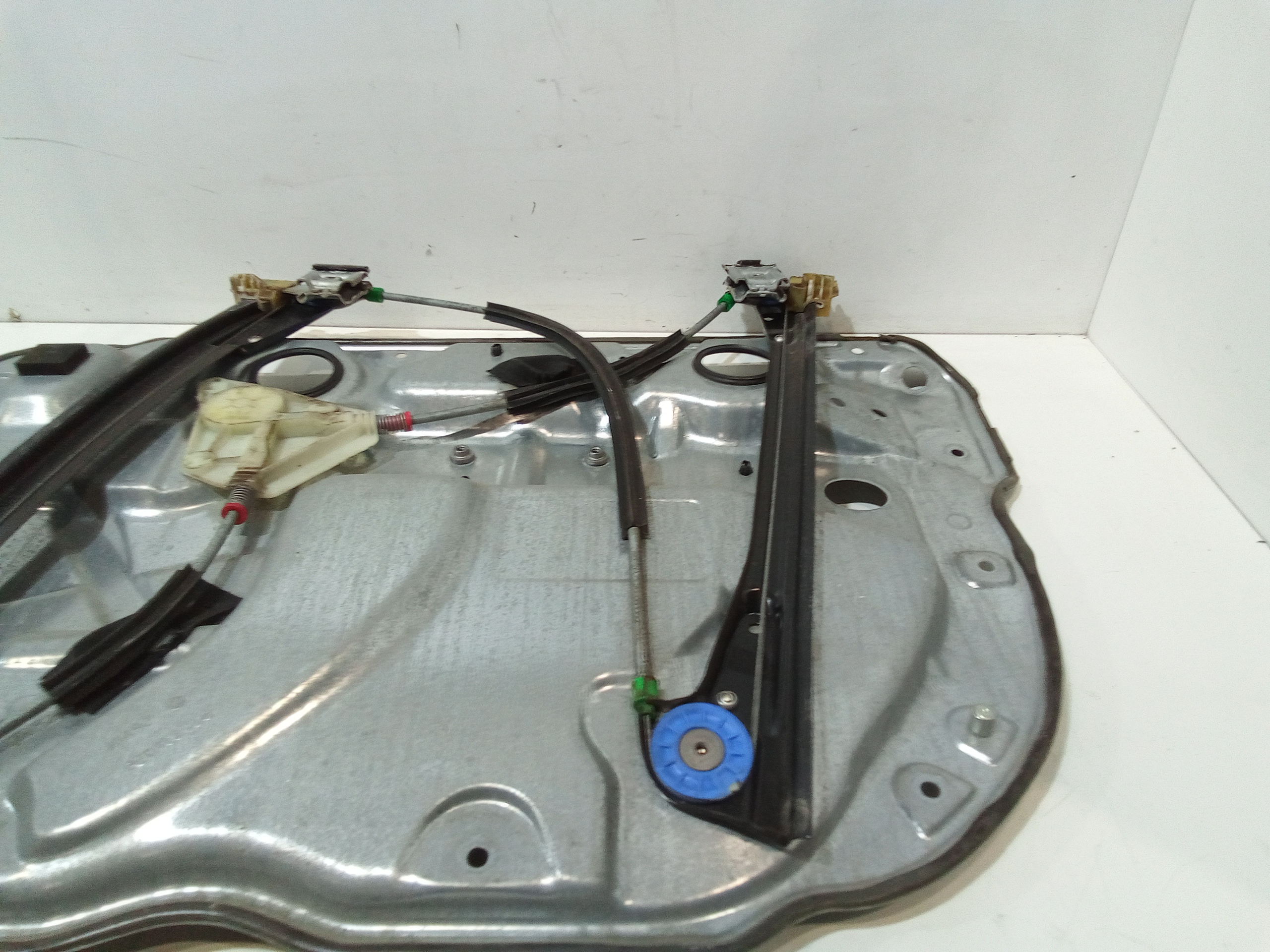 Cremagliera anteriore sinistra Guida per Volkswagen Polo 4 Serie (2001 - 2009)