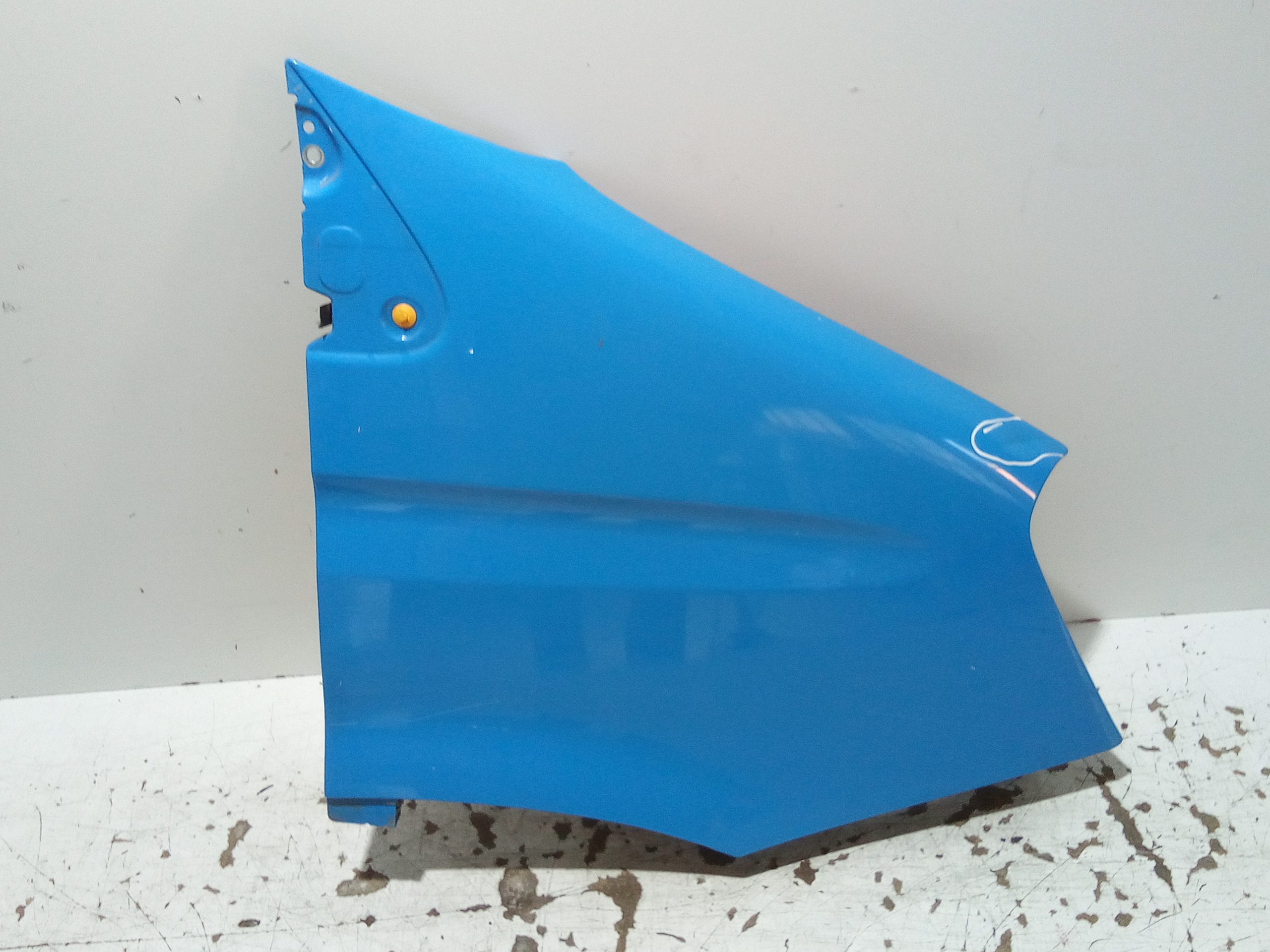 Parafango Anteriore Destro per Iveco Daily 4 Serie (2006 - 2014)