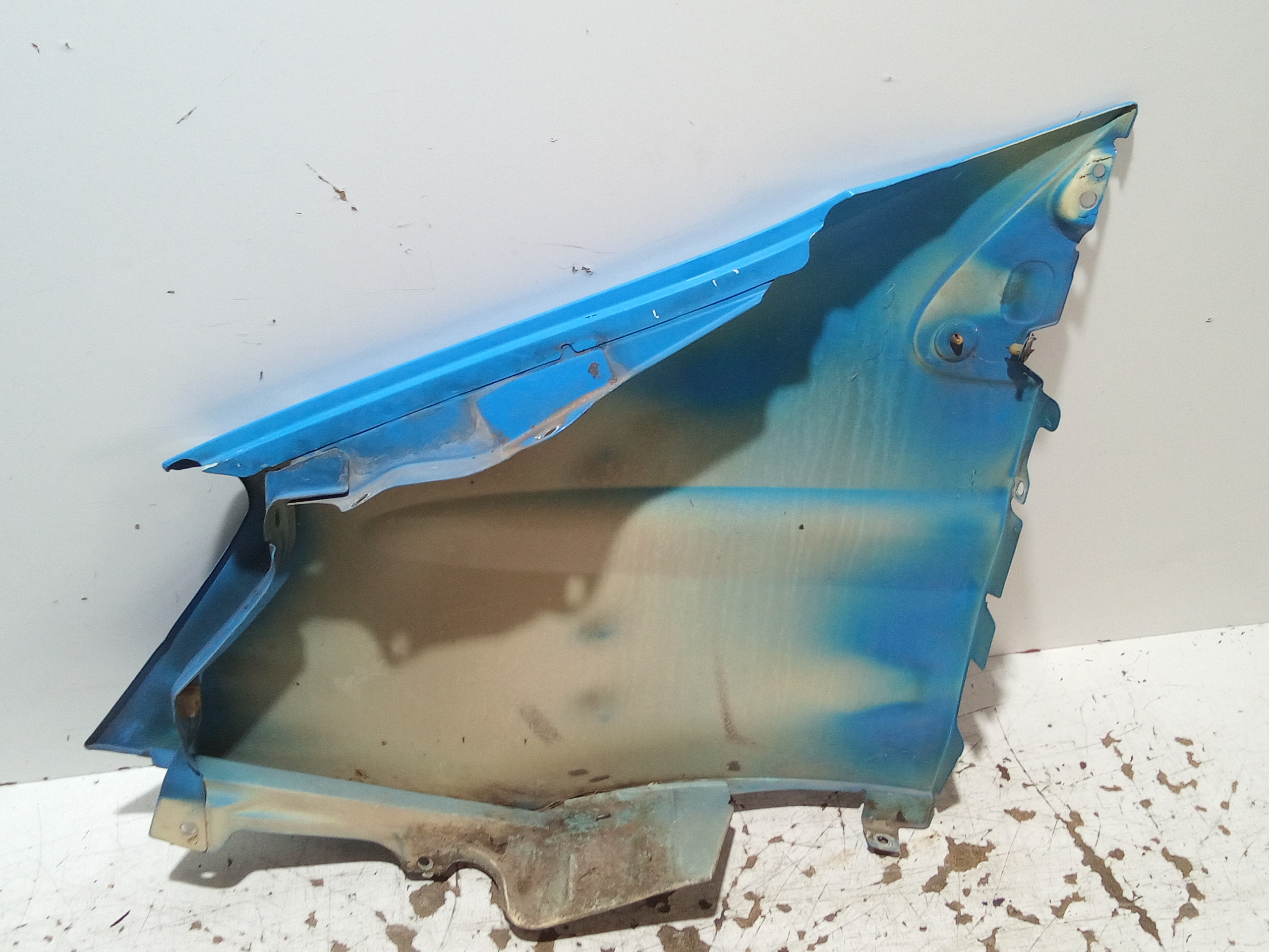 Parafango Anteriore Destro per Iveco Daily 4 Serie (2006 - 2014)