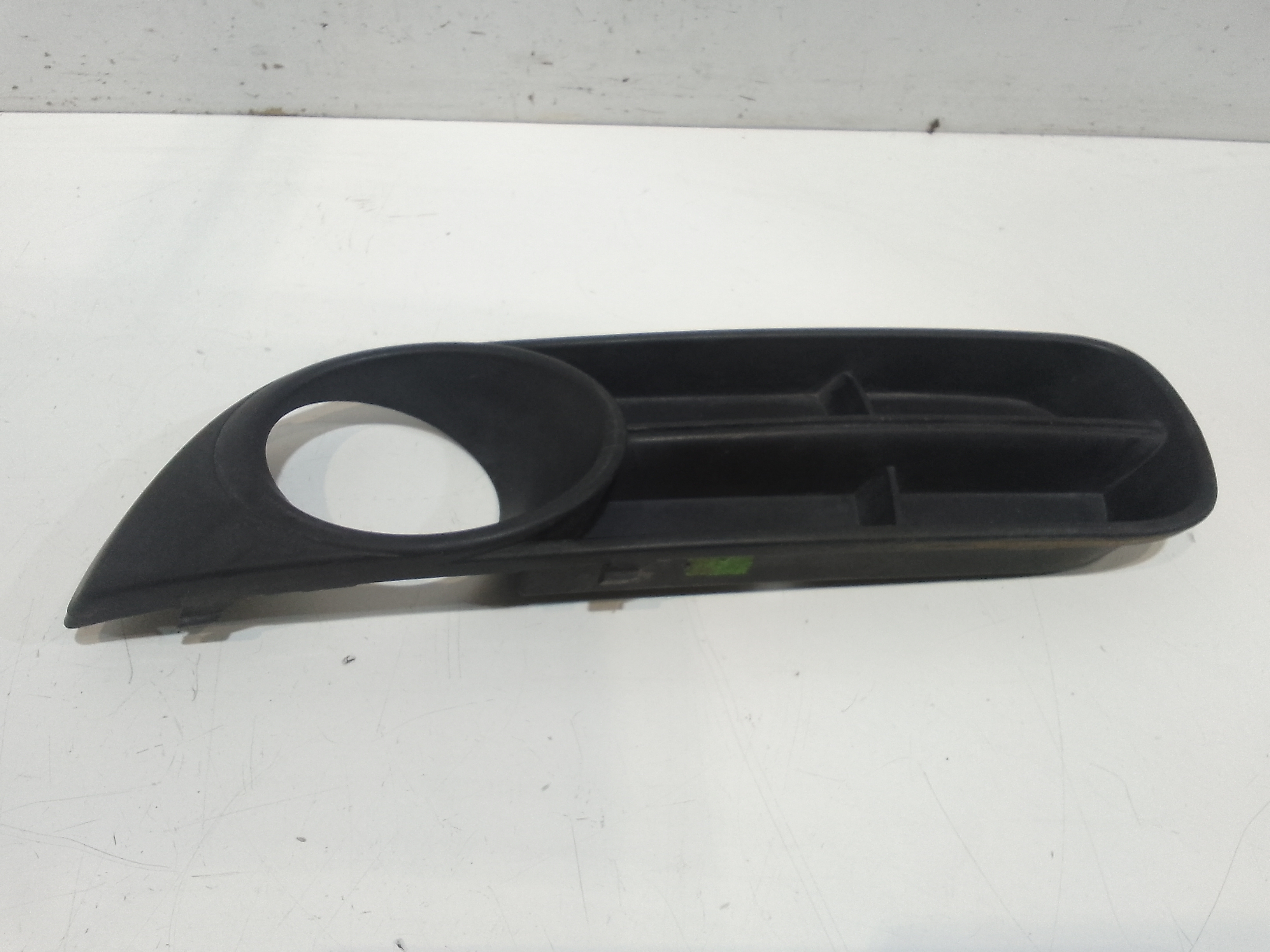 Cornice cover fendinebbia ant. SX guida per Skoda Fabia Berlina 2 Serie (2007 - 2014)