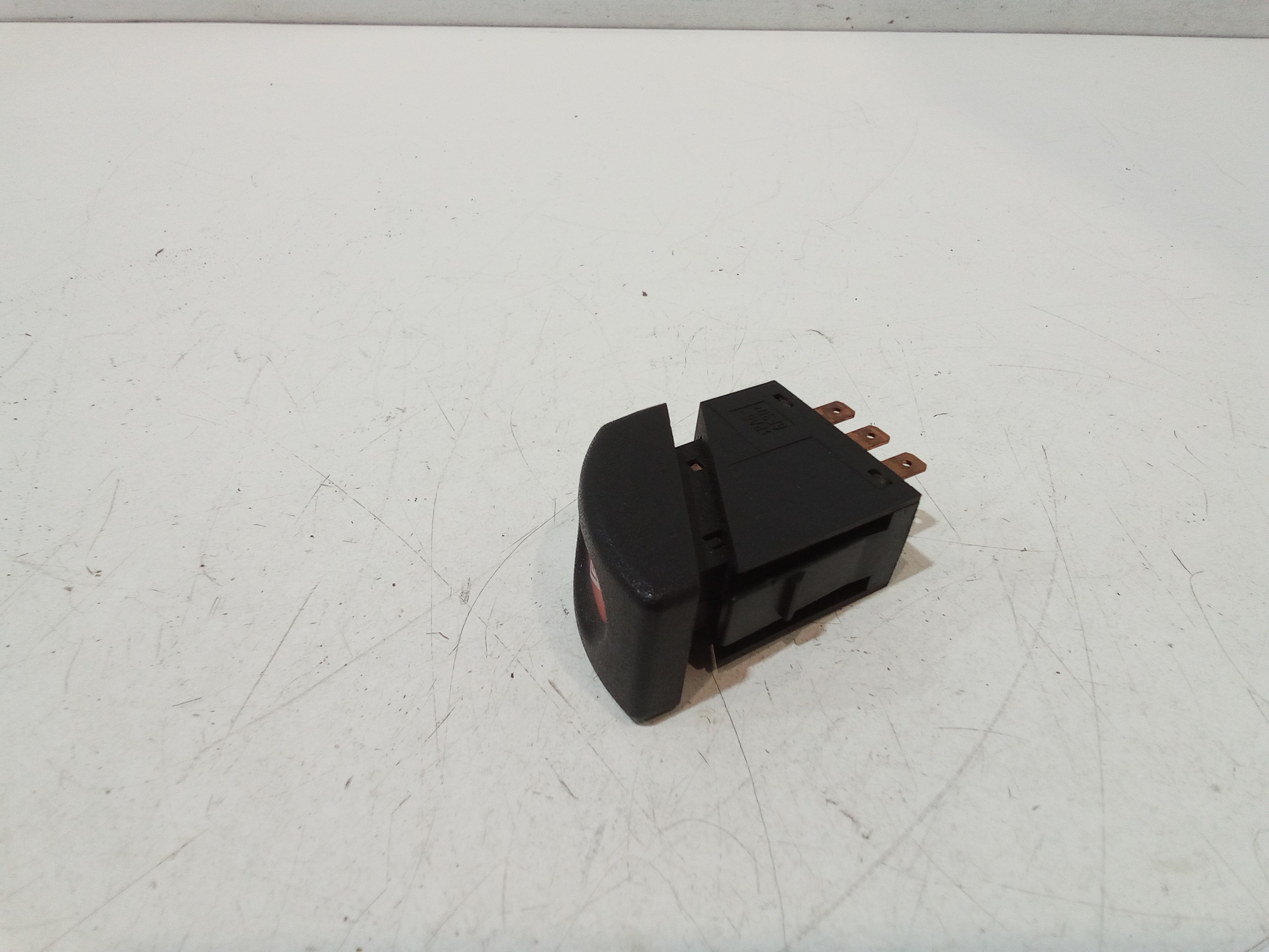 Pulsante luci di emergenza per Opel Tigra 1 Serie (1994 - 2001)