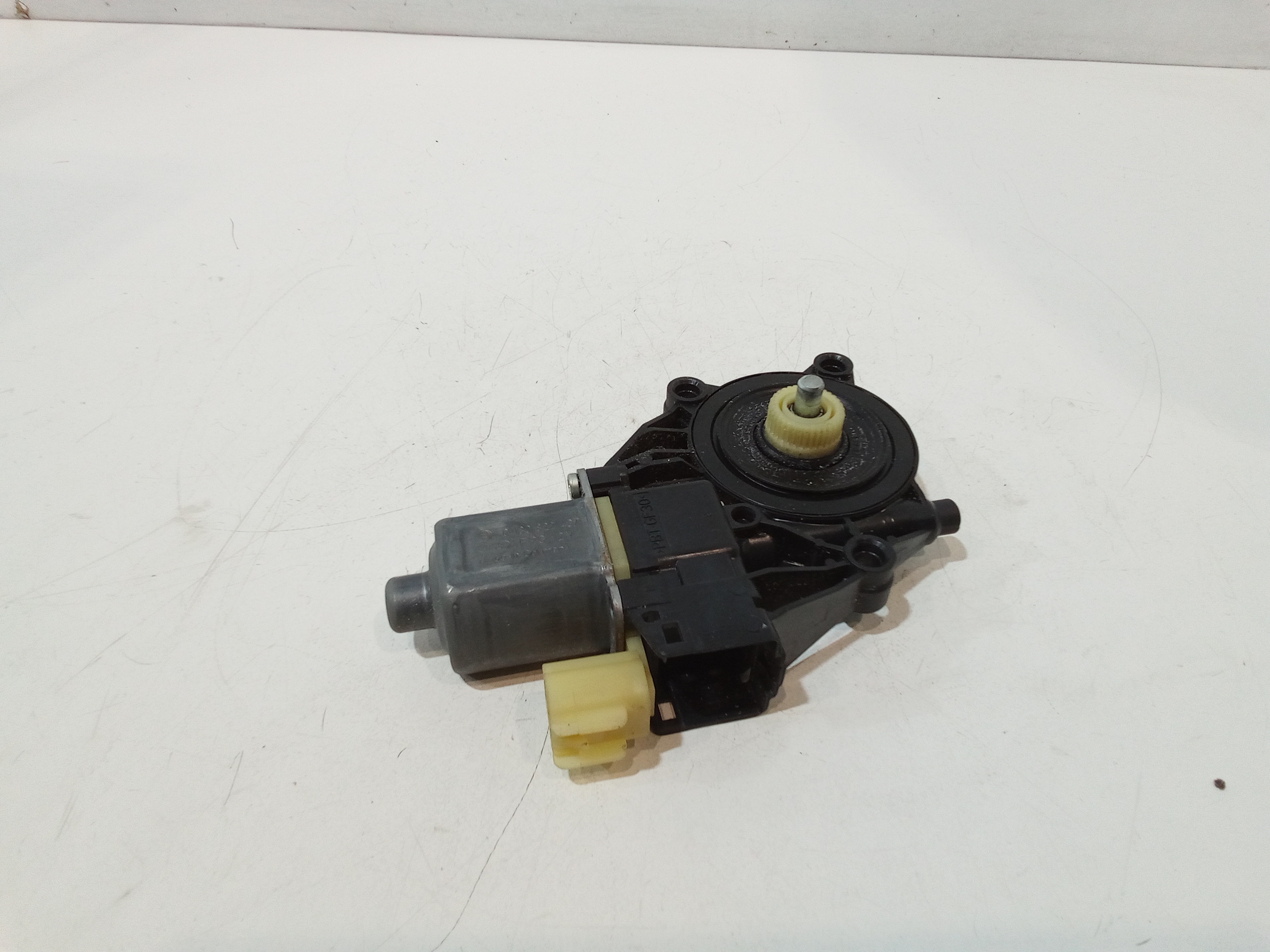 Motorino Alzavetro anteriore destra per Ford Fiesta 6 Serie (2008 - 2017)