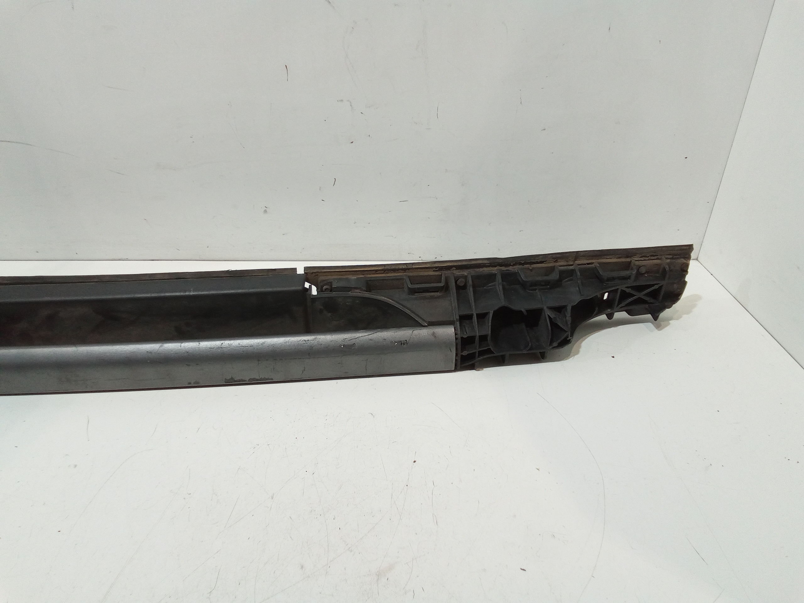 Barra longitudinale tetto destra per Dacia Sandero Serie Ii (12>20) (2012 - 2020)