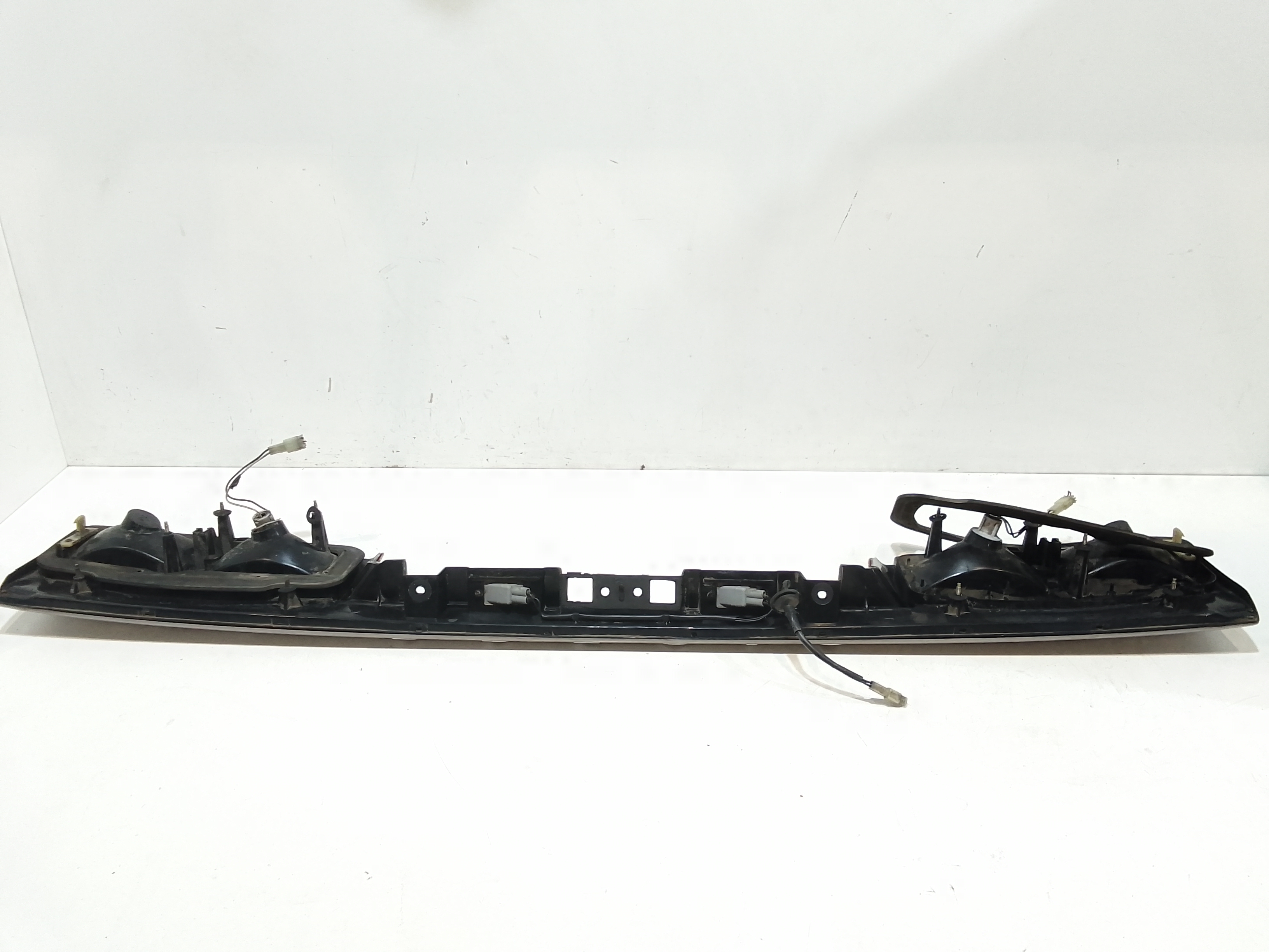 Stop centrale fascia portellone posteriore per Kia Pregio 1 Serie (2002 - In produzione)