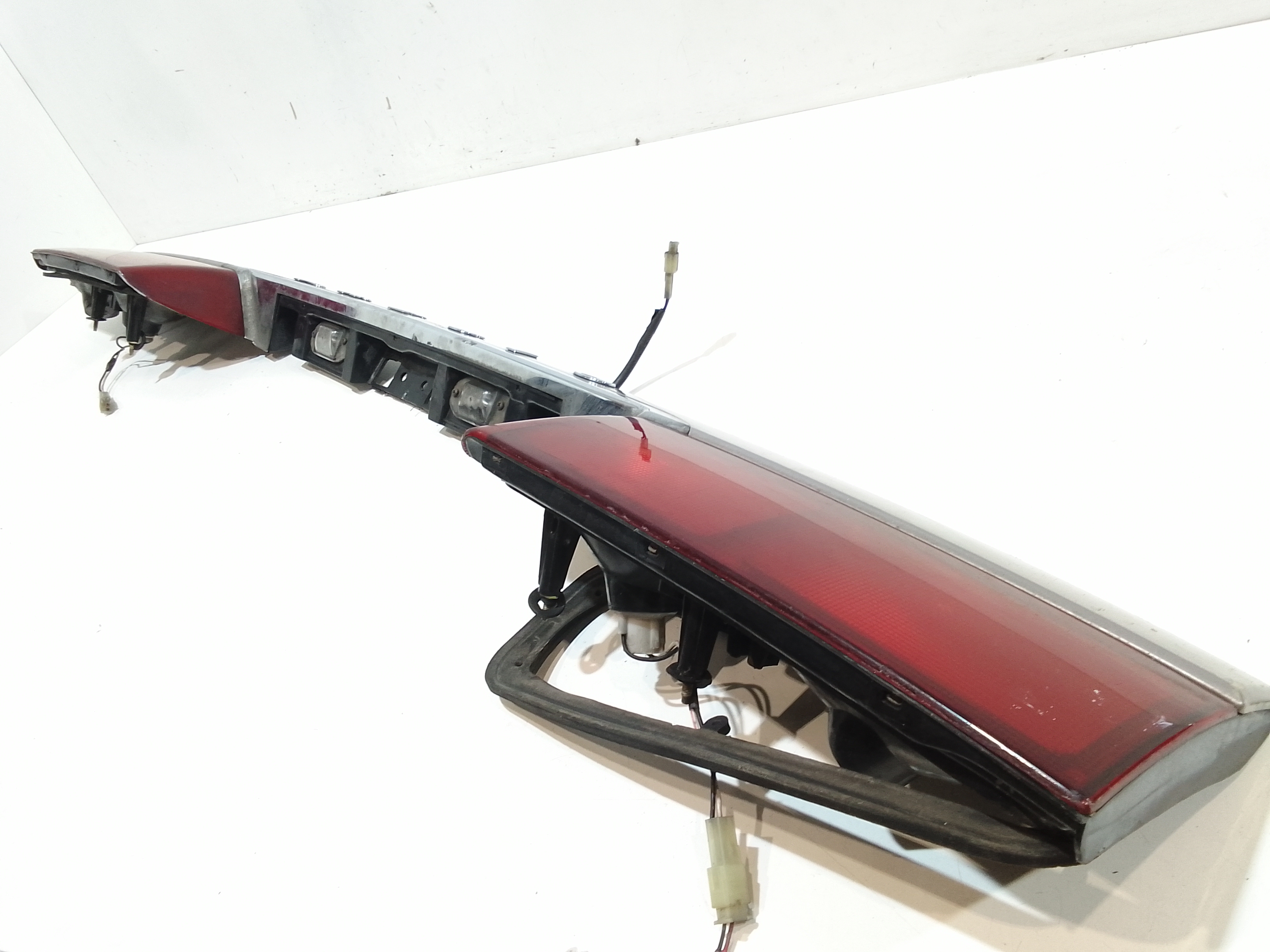 Stop centrale fascia portellone posteriore per Kia Pregio 1 Serie (2002 - In produzione)