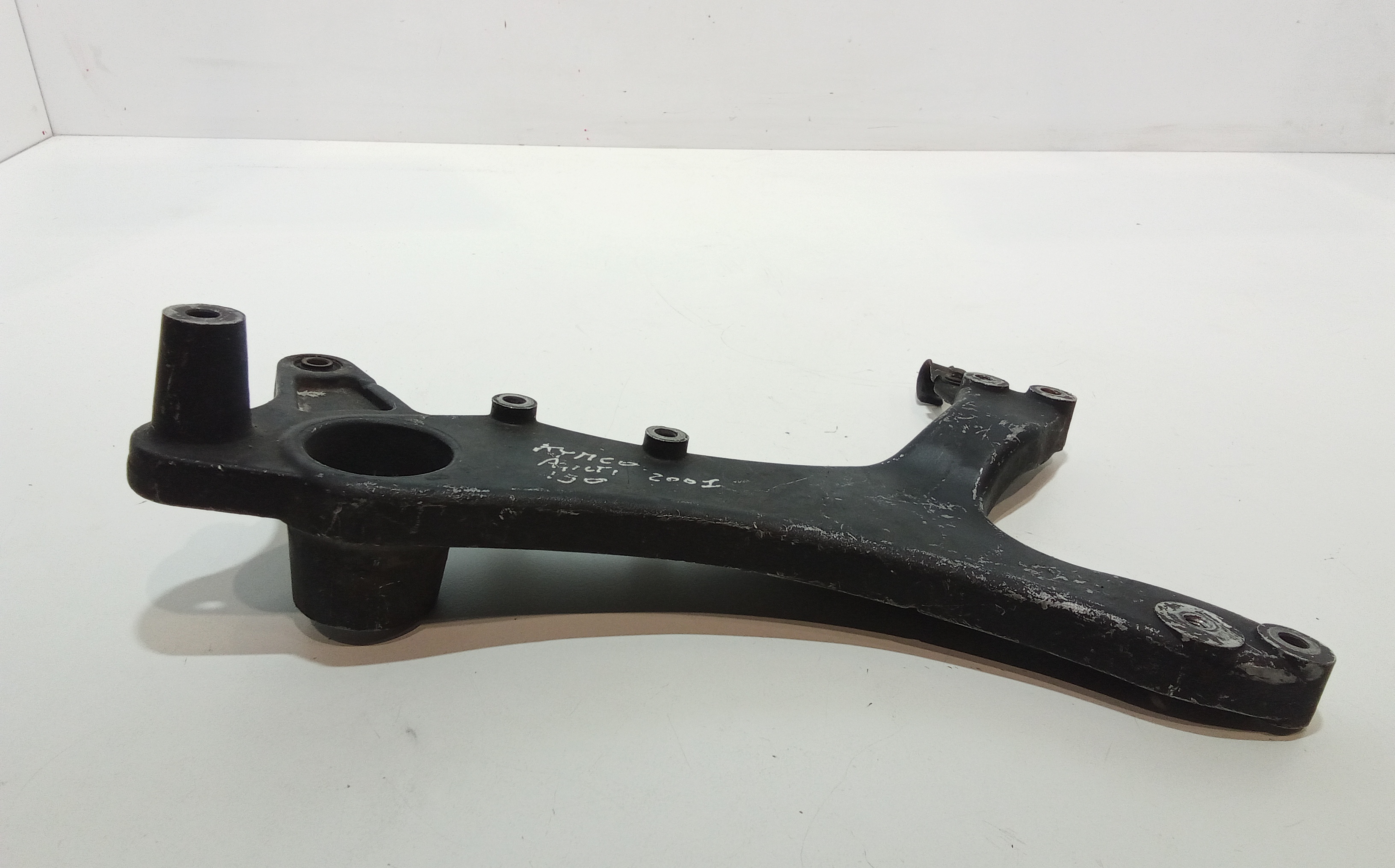 Staffa supporto marmitta per Kymco Agility 125cc R16 (08>17) (2008 - 2017)