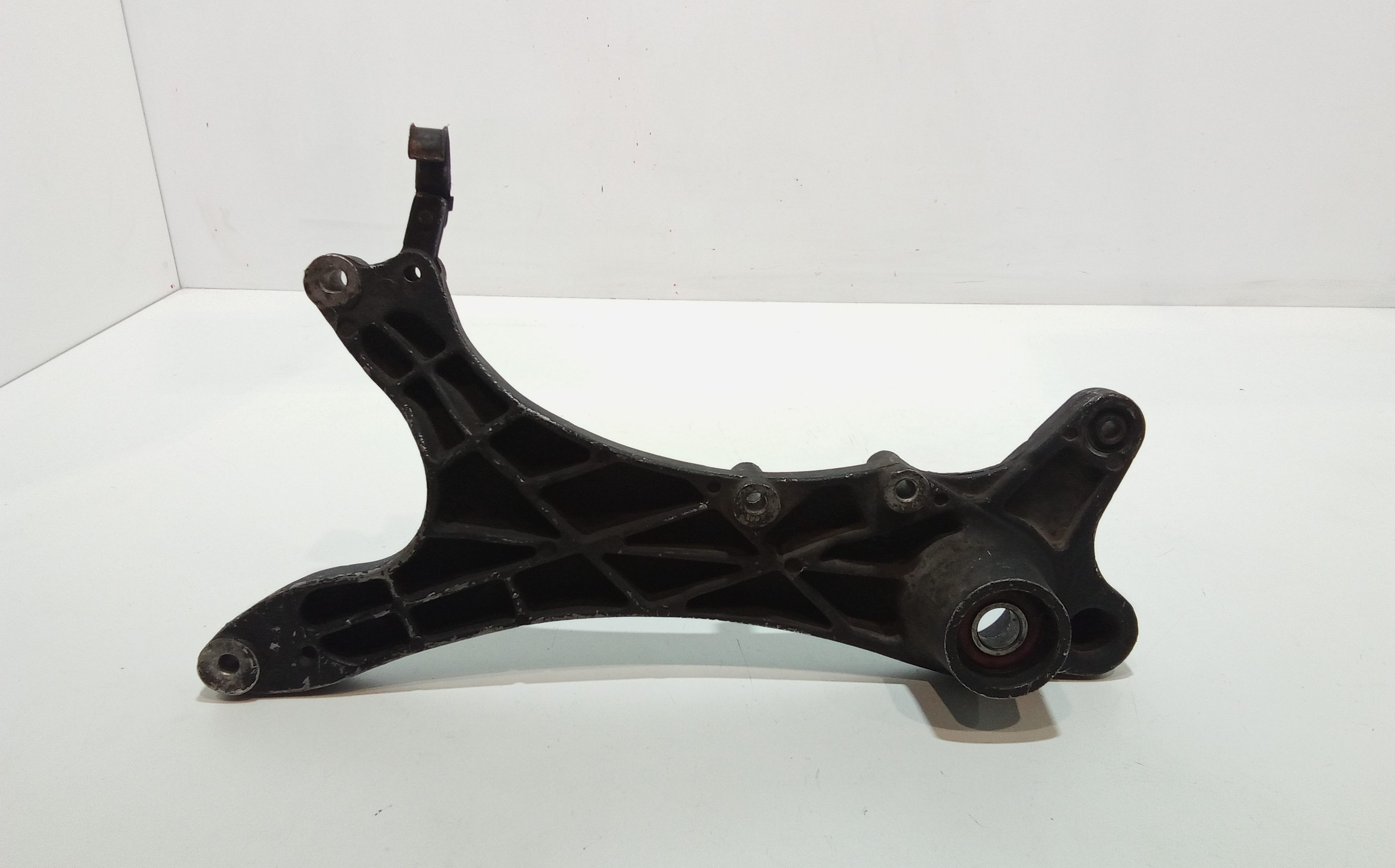 Staffa supporto marmitta per Kymco Agility 125cc R16 (08>17) (2008 - 2017)