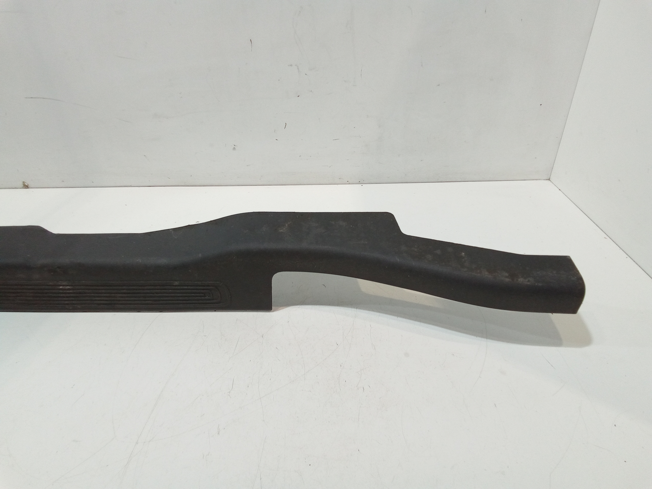 Batticalcagno anteriore sinistro per Peugeot Bipper 1 Serie (2007 - In produzione)