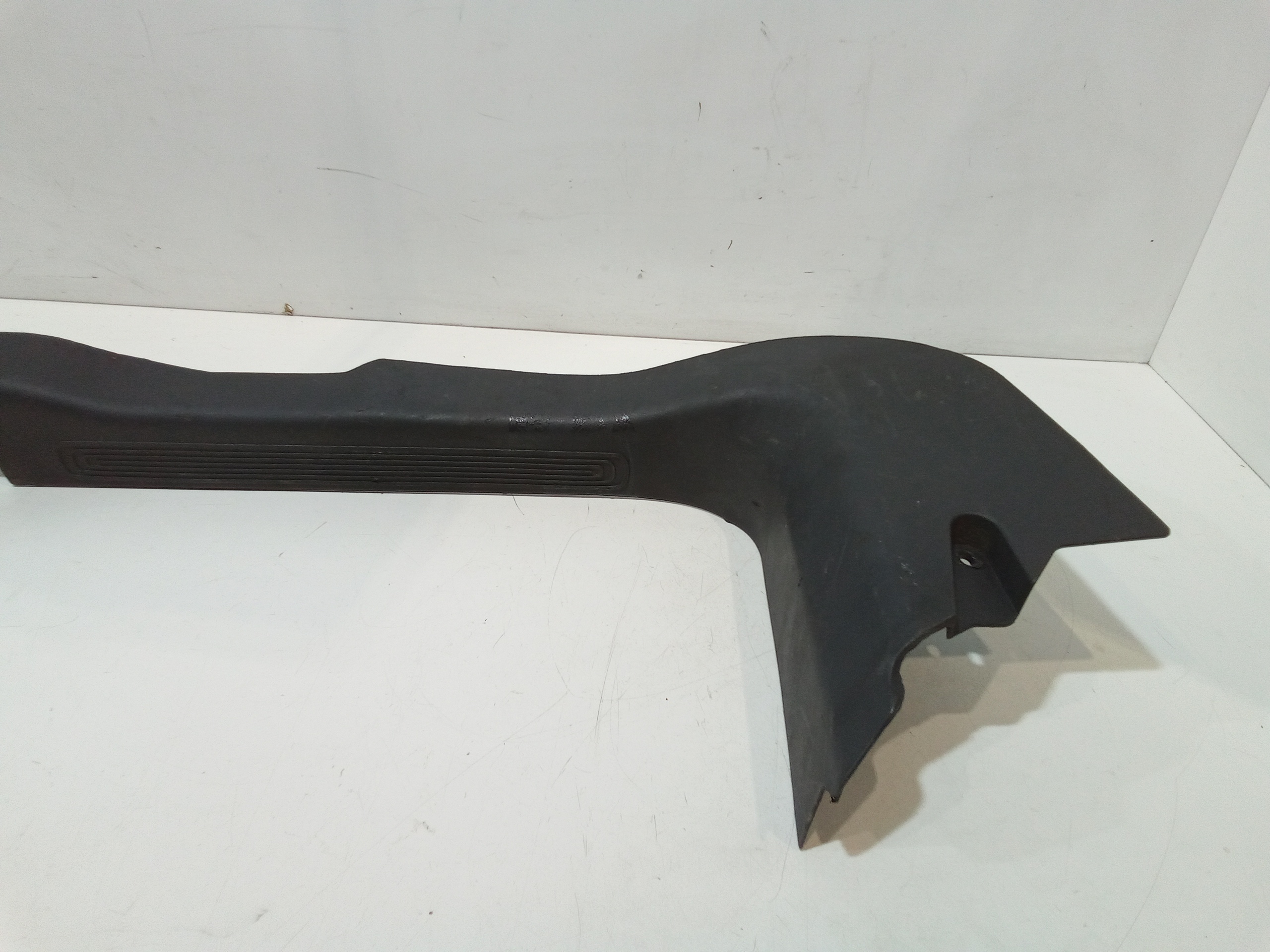 Batticalcagno Anteriore Destro per Peugeot Bipper 1 Serie (2007 - In produzione)