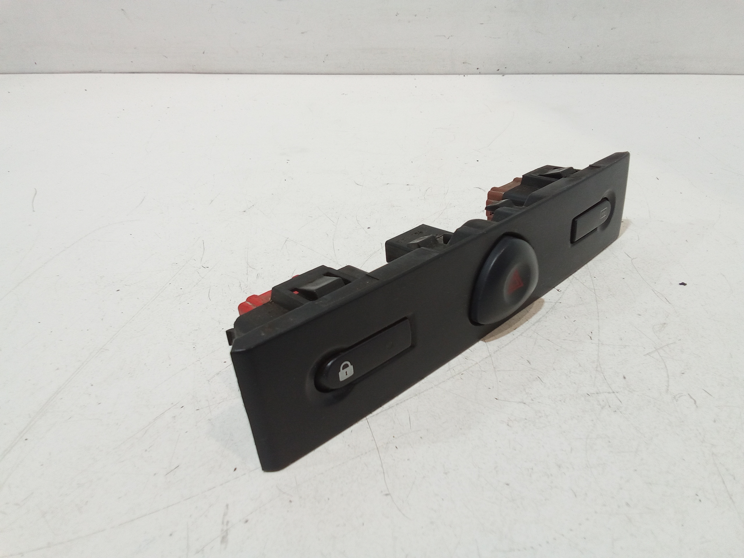 Pulsantiera Centrale per Renault Clio Serie (01>05) (2001 - 2005)