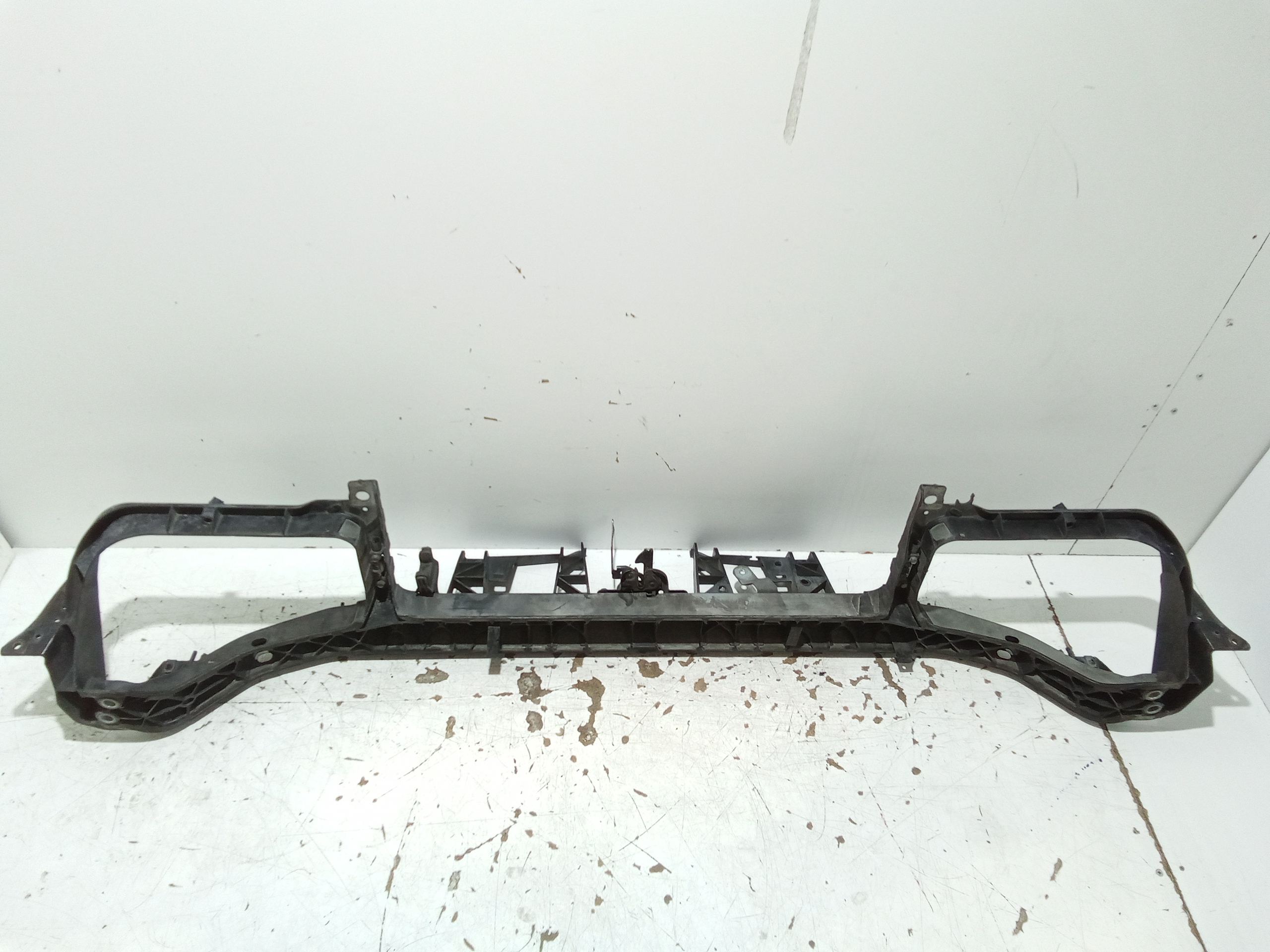 Supporto anteriore radiatore per Chrysler 300 C Berlina (2004 - In produzione)