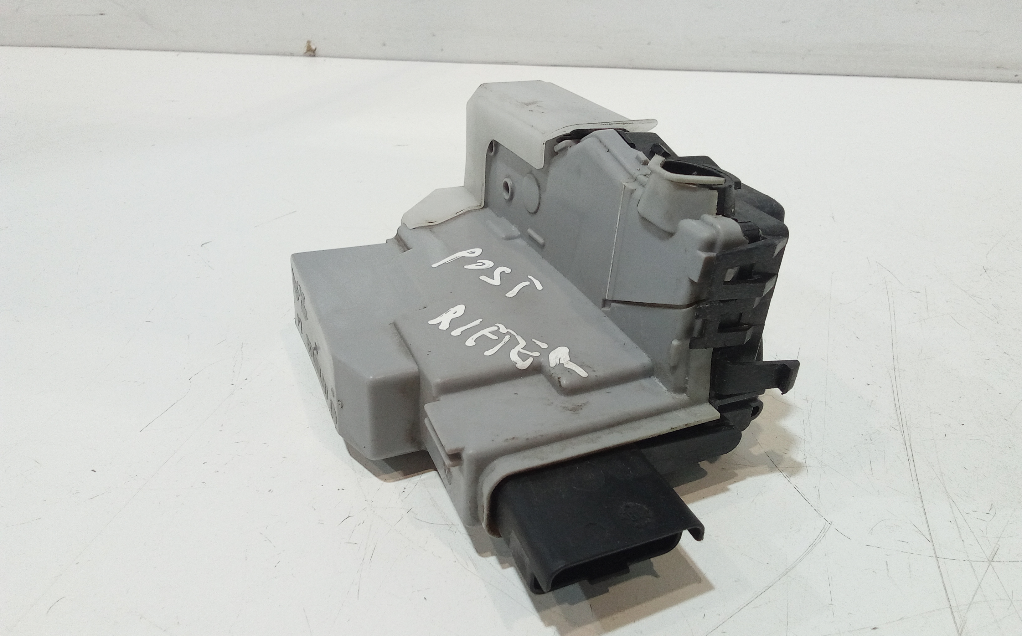 Serratura porta scorrevole sx per Peugeot Rifter Serie (18>) (2018 - In produzione)