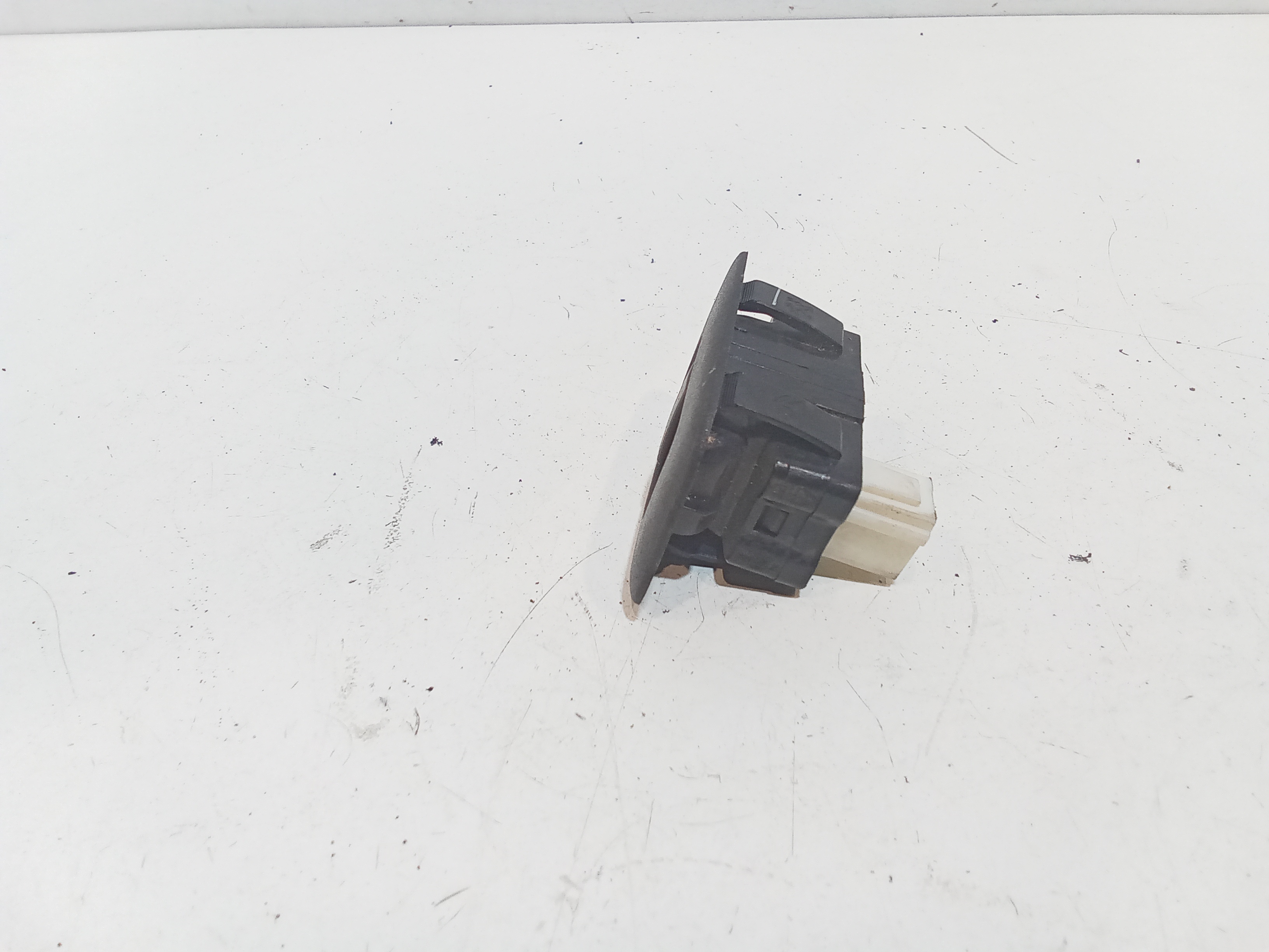 Pulsantiera Anteriore Destra Passeggero per Peugeot Rifter Serie (18>) (2018 - In produzione)