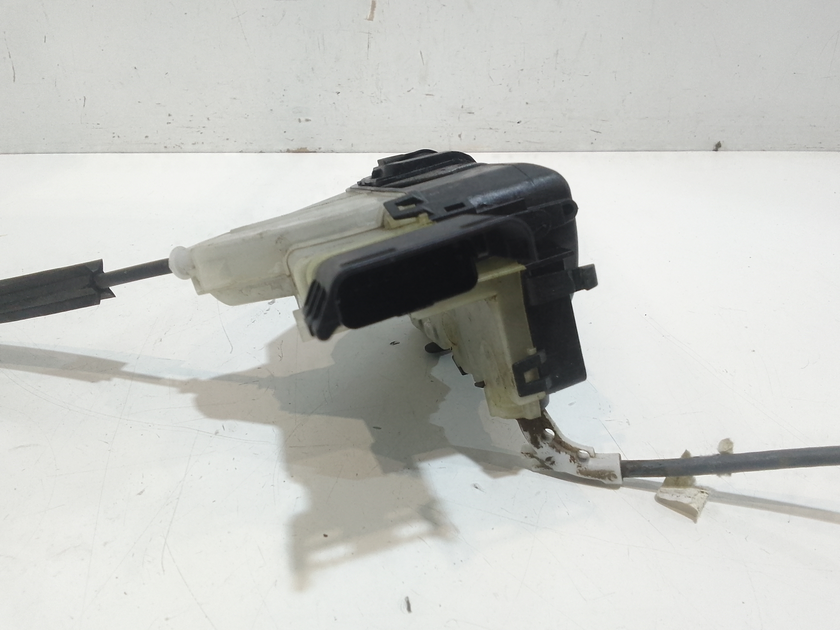 Serratura Anteriore Destra per Peugeot Rifter Serie (18>) (2018 - In produzione)