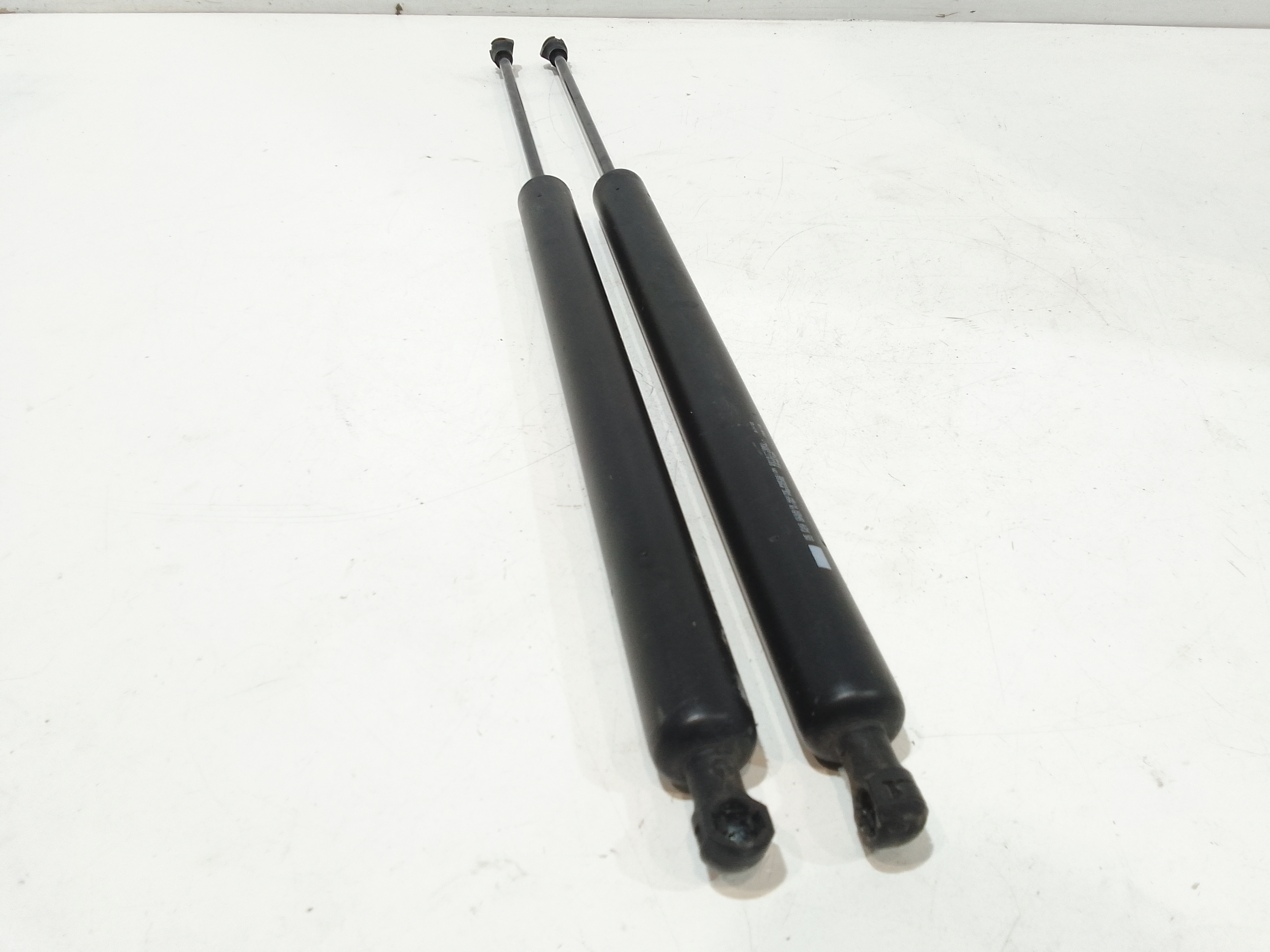 Pistoncini cofano Post. per Peugeot Rifter Serie (18>) (2018 - In produzione)