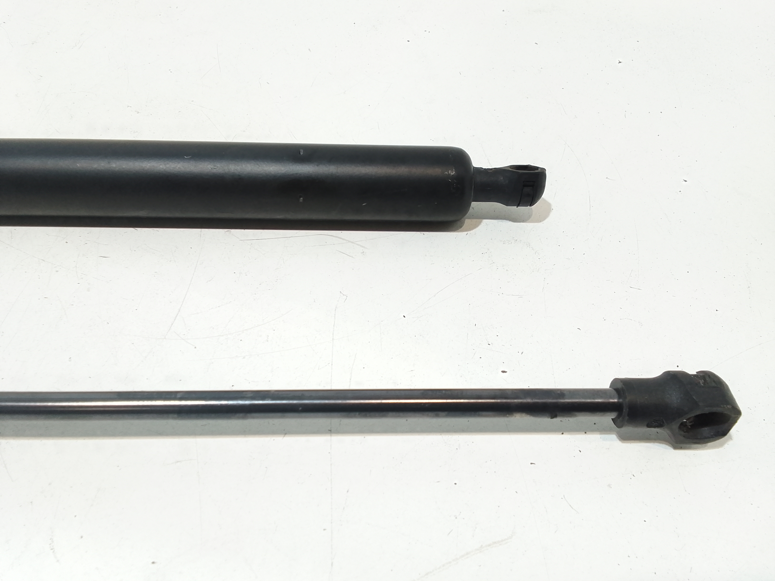 Pistoncini cofano Post. per Peugeot Rifter Serie (18>) (2018 - In produzione)