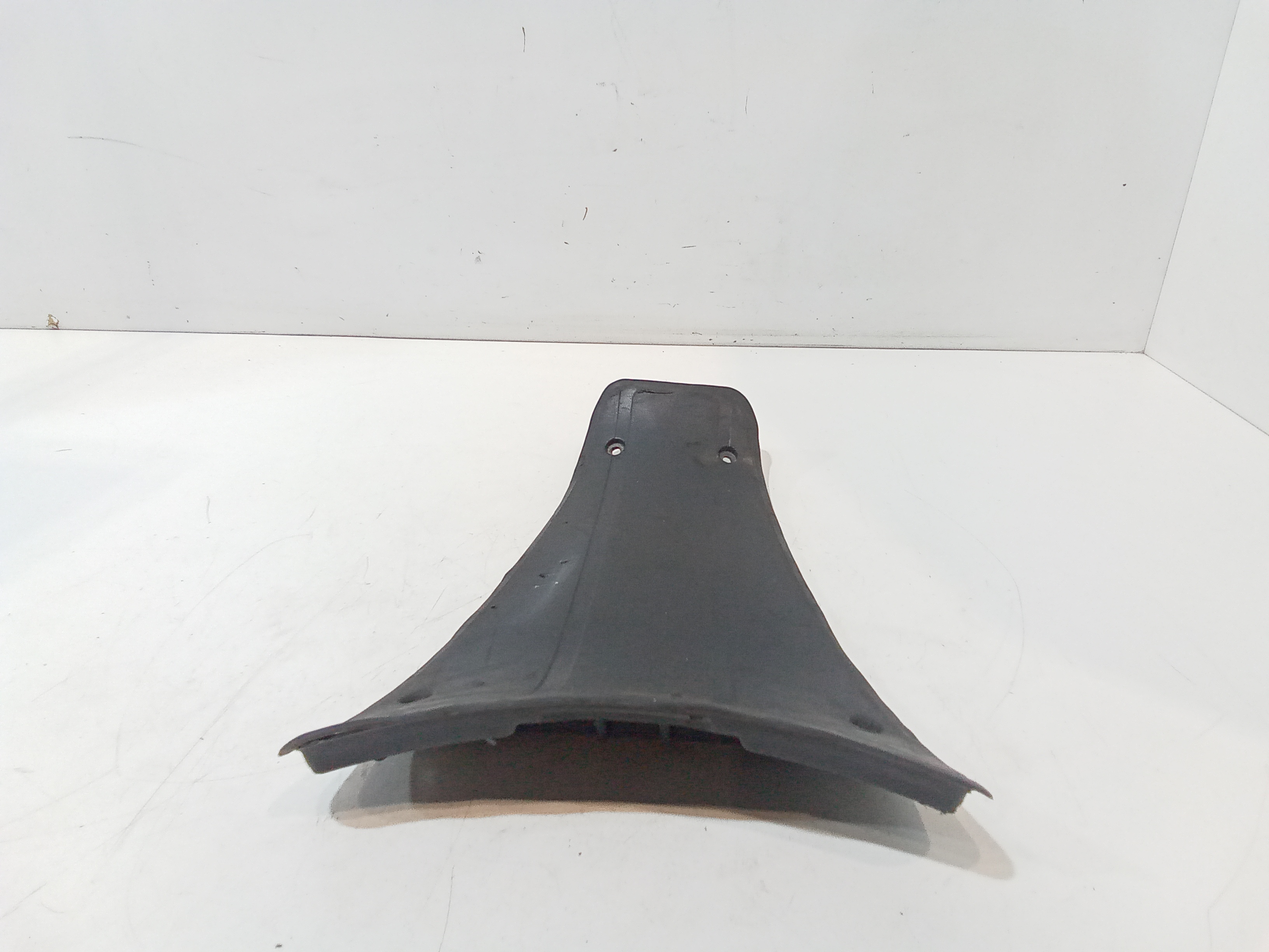 Carena centrale inferiore sella per Piaggio Vespa 300cc Gts Sport (08>16) (2008 - 2016)