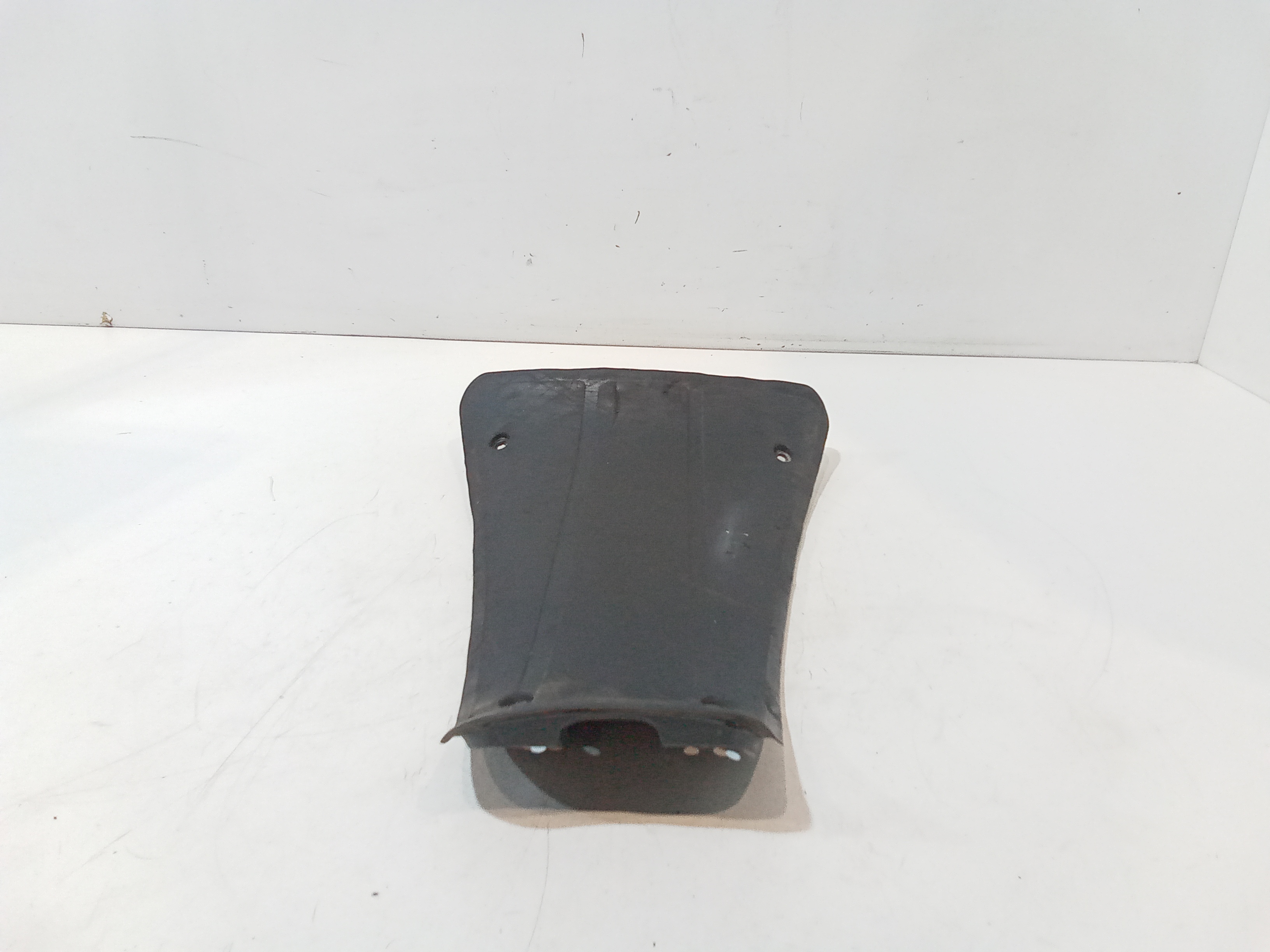 Carena centrale inferiore sella per Piaggio Vespa 300cc Gts Sport (08>16) (2008 - 2016)