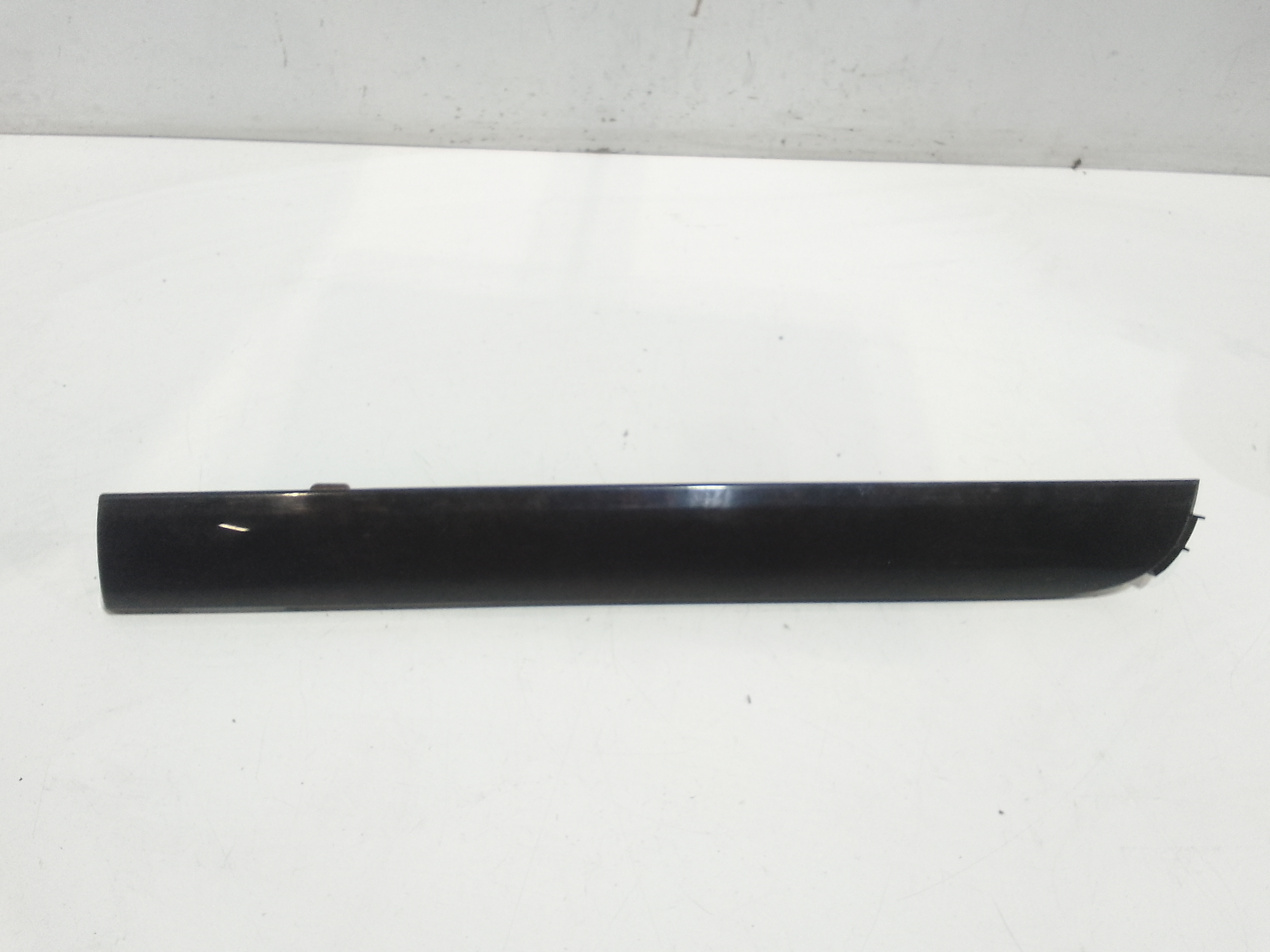 Listello anteriore dx per Chevrolet Captiva 1 Serie (2006 - In produzione)