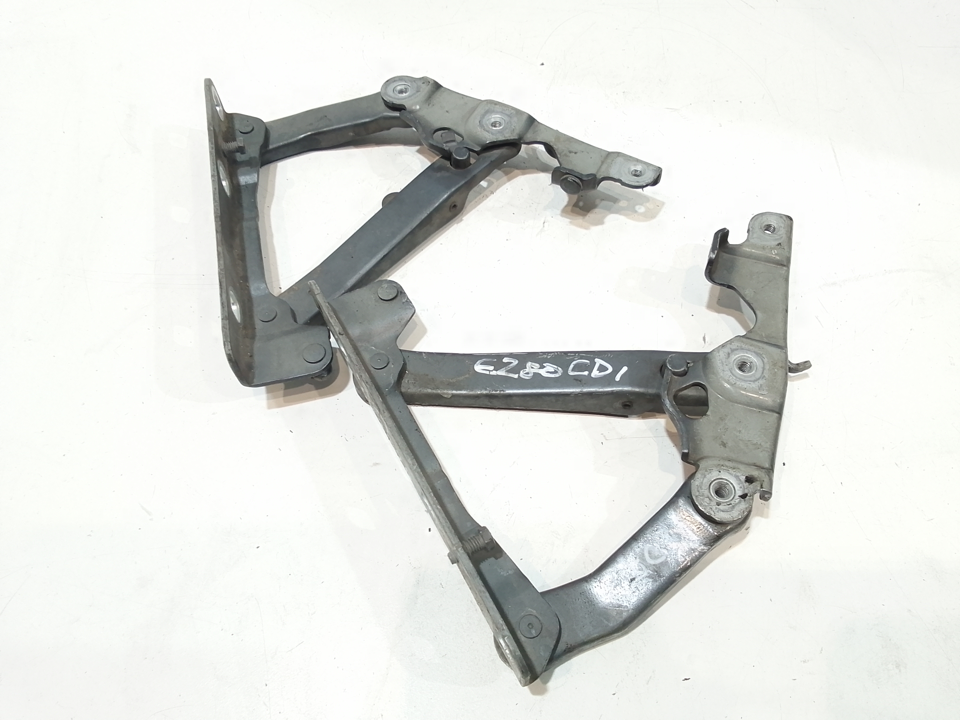 Cerniere cofano anteriore dx e sx per Mercedes Classe E Berlina W211 (2002 - 2007)