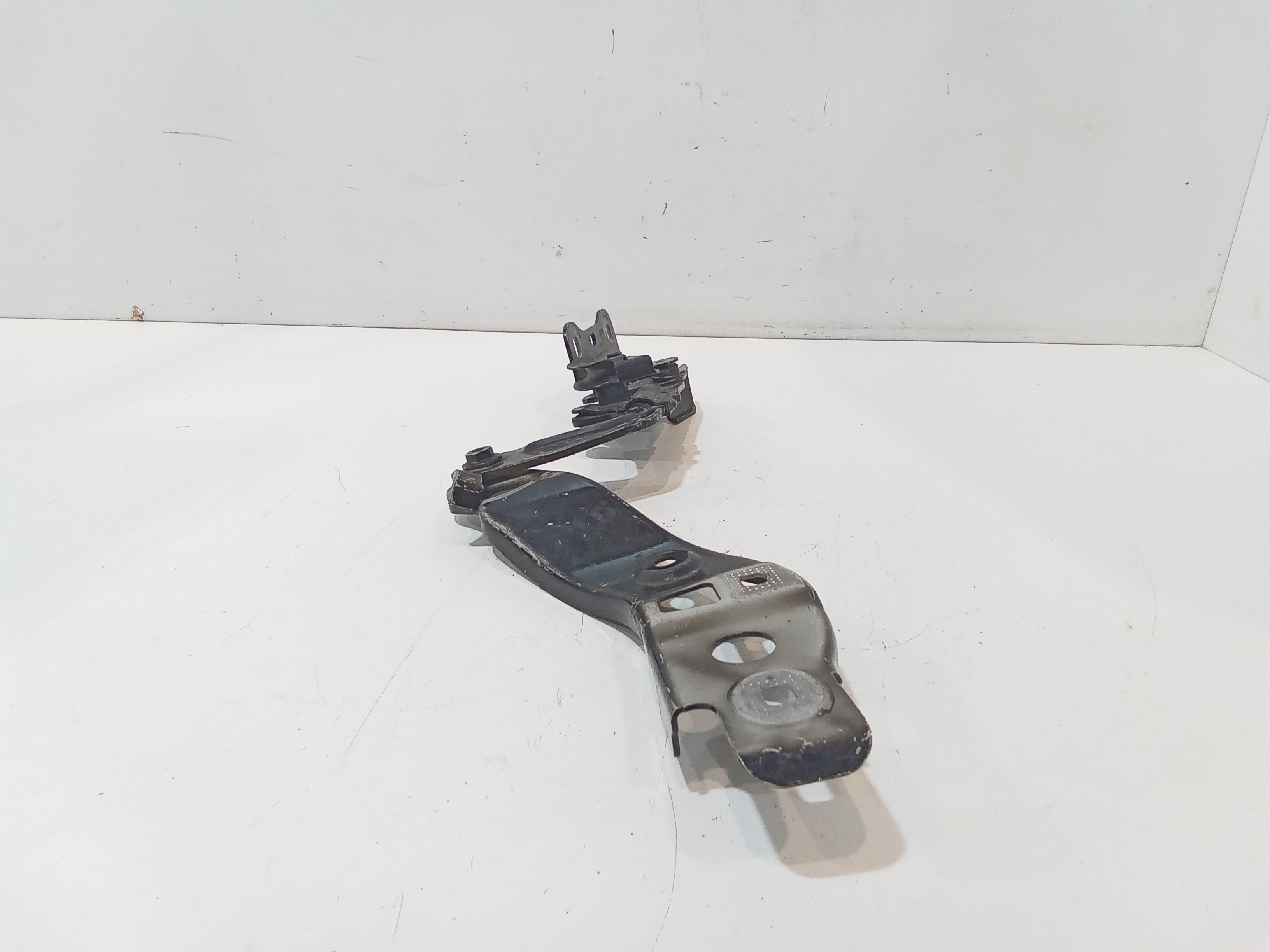 Cerniera cofano anteriore SX per Mercedes Classe A Serie (w177) (18>) (2018 - In produzione)