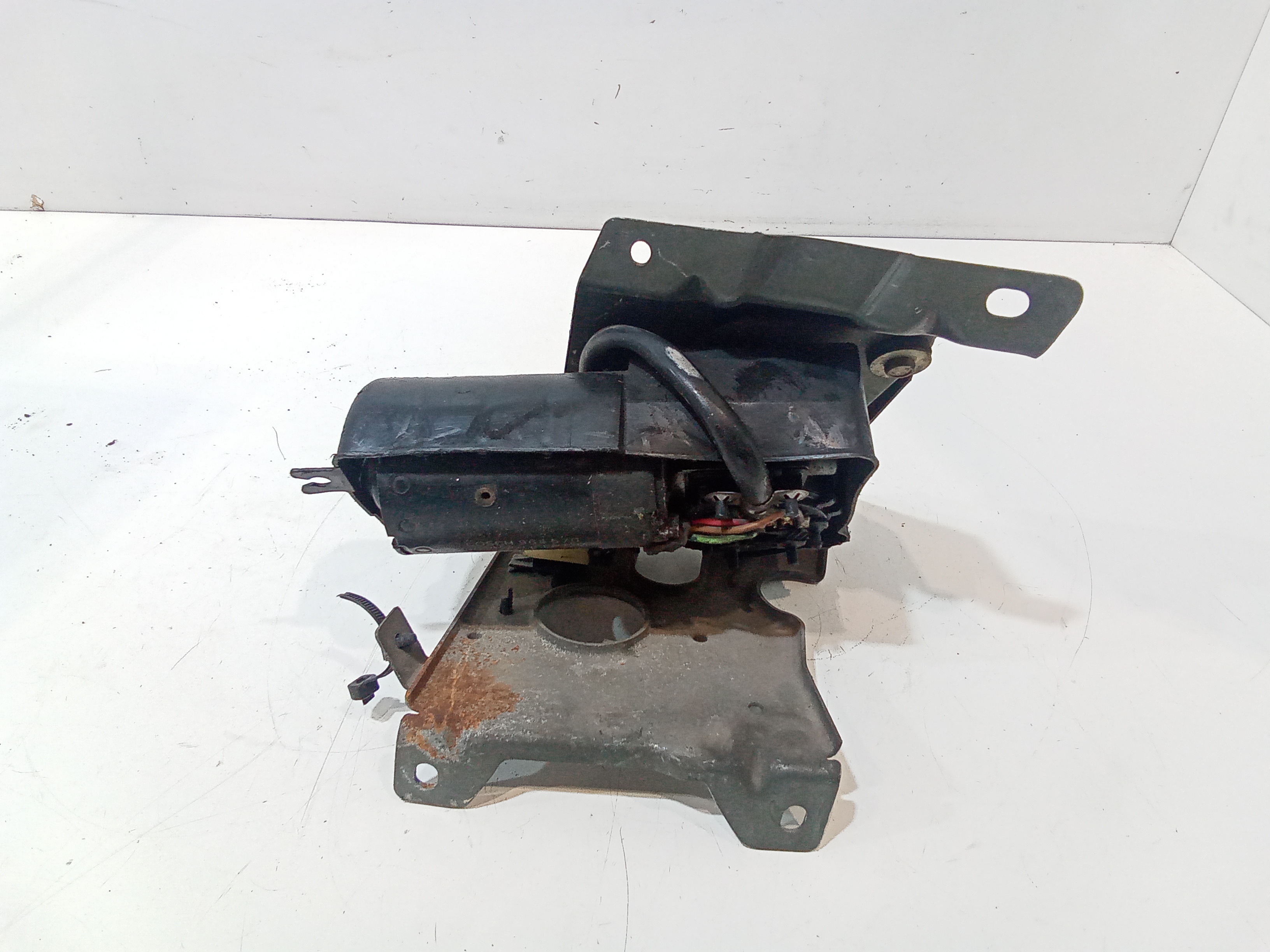 Motorino Tergicristallo Anteriore per Nissan Vanette 1 Serie (1996 - In produzione)