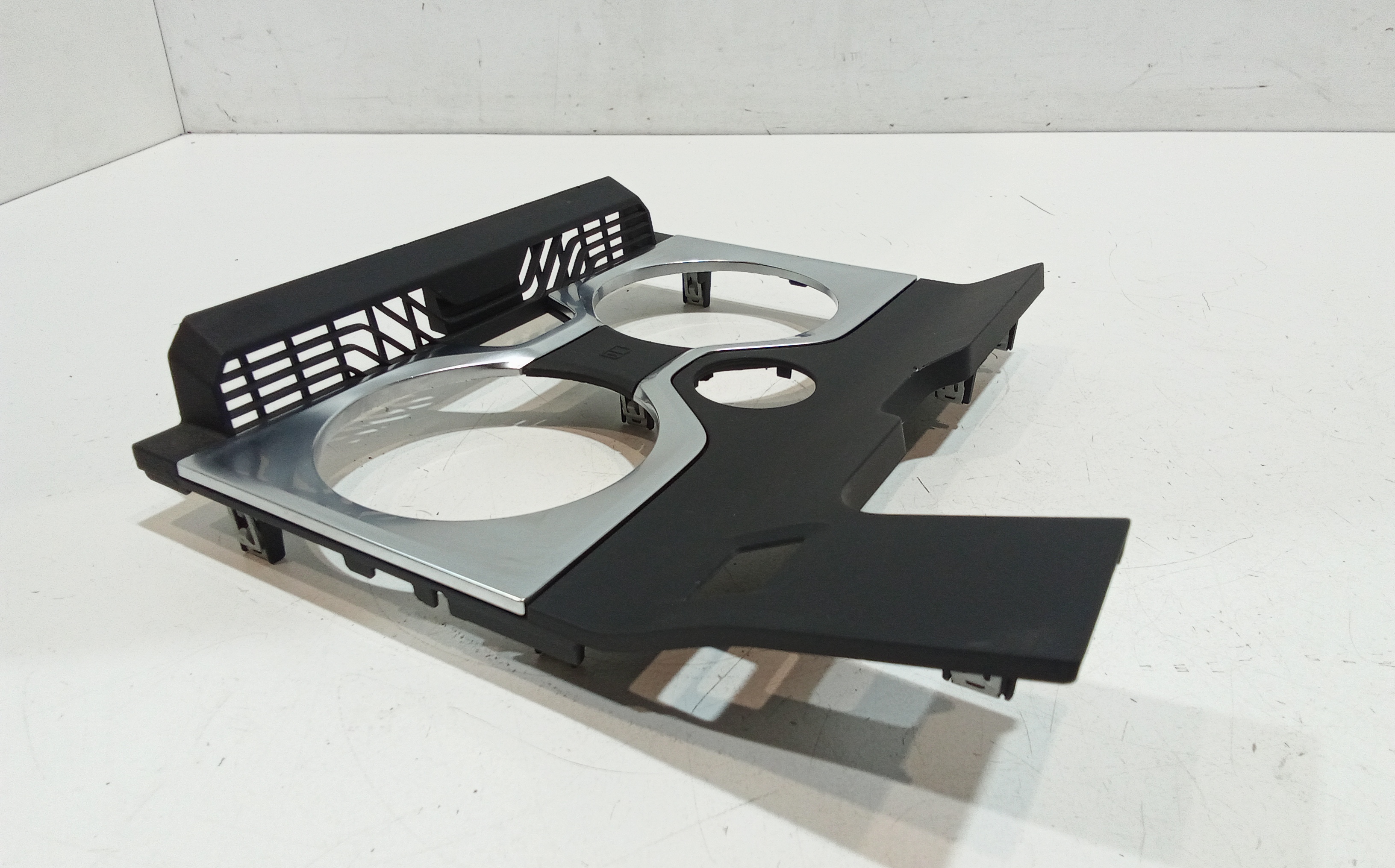 Porta bicchiere per Bmw X6 Serie (G06) (19>) (2019 - In produzione)