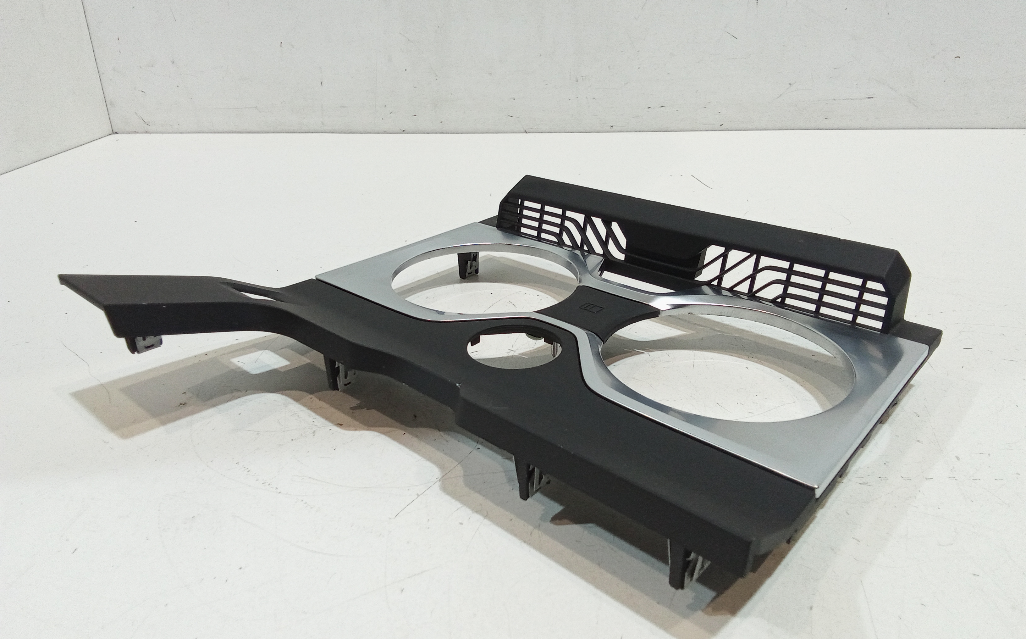 Porta bicchiere per Bmw X6 Serie (G06) (19>) (2019 - In produzione)