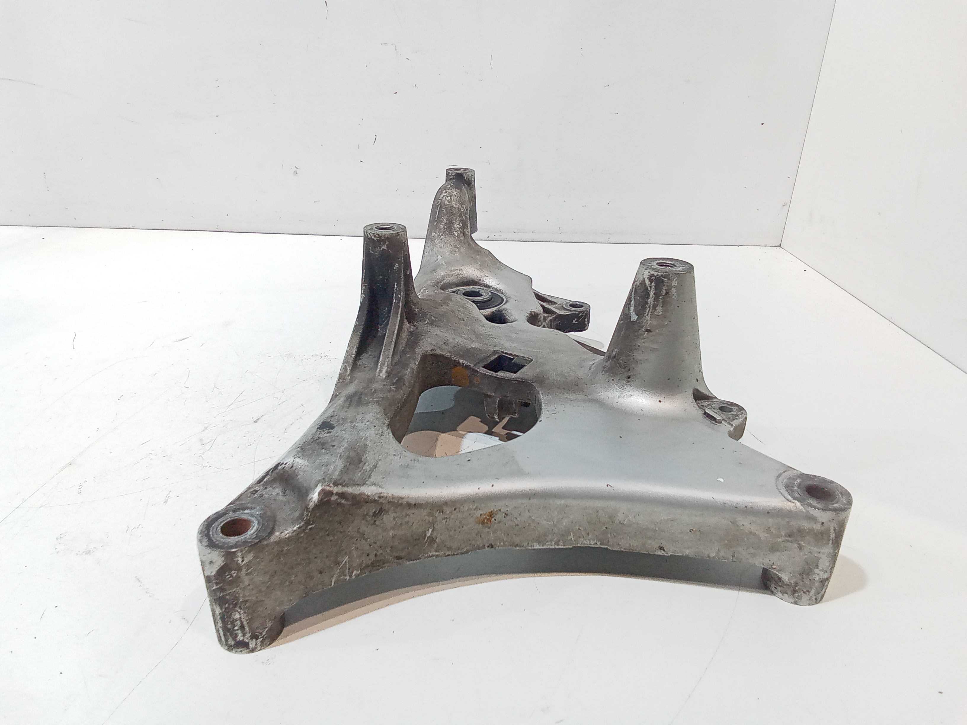 Staffa supporto marmitta per Yamaha Majesty 250cc (99>06) (1999 - 2006)