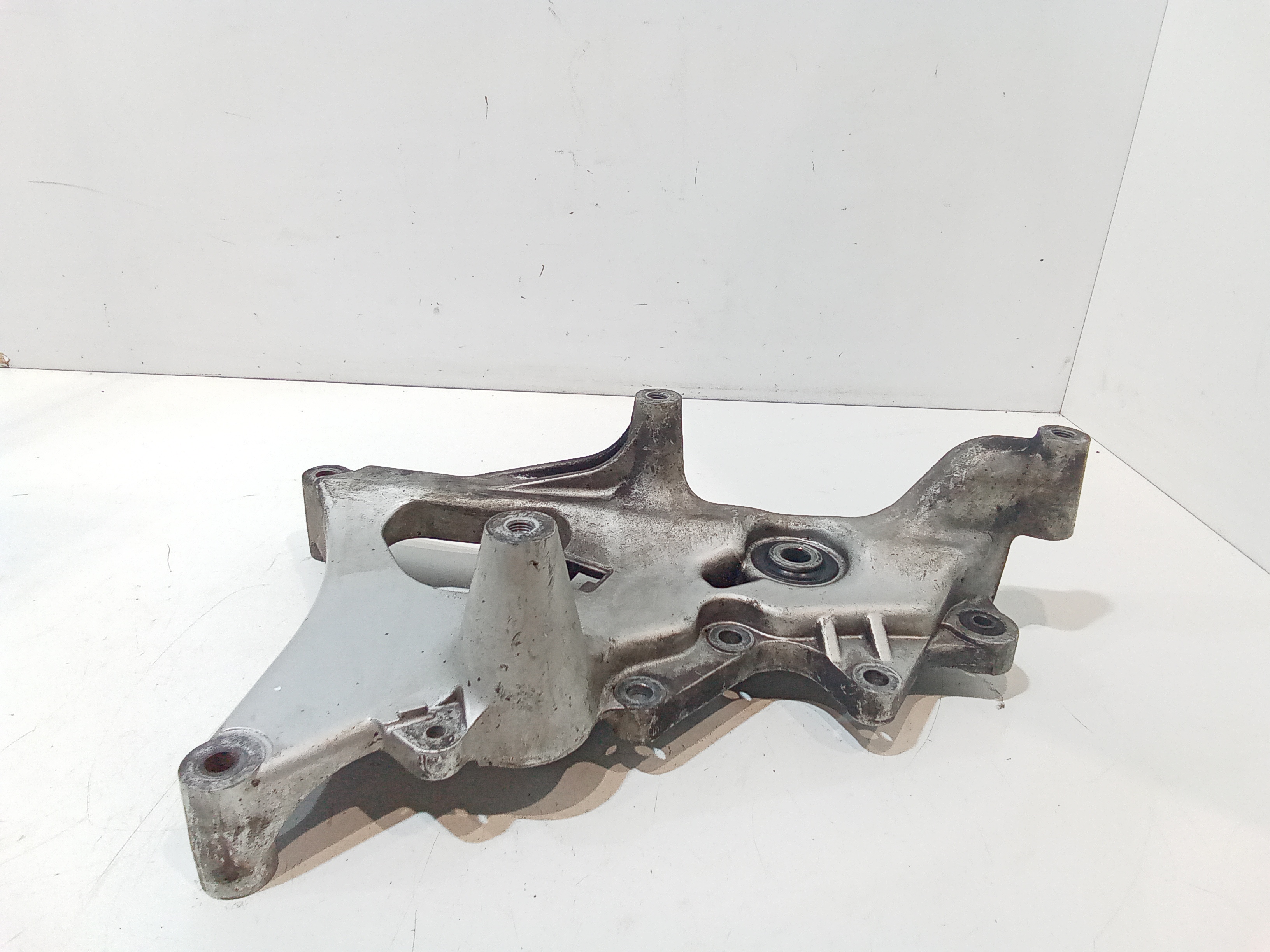 Staffa supporto marmitta per Yamaha Majesty 250cc (99>06) (1999 - 2006)