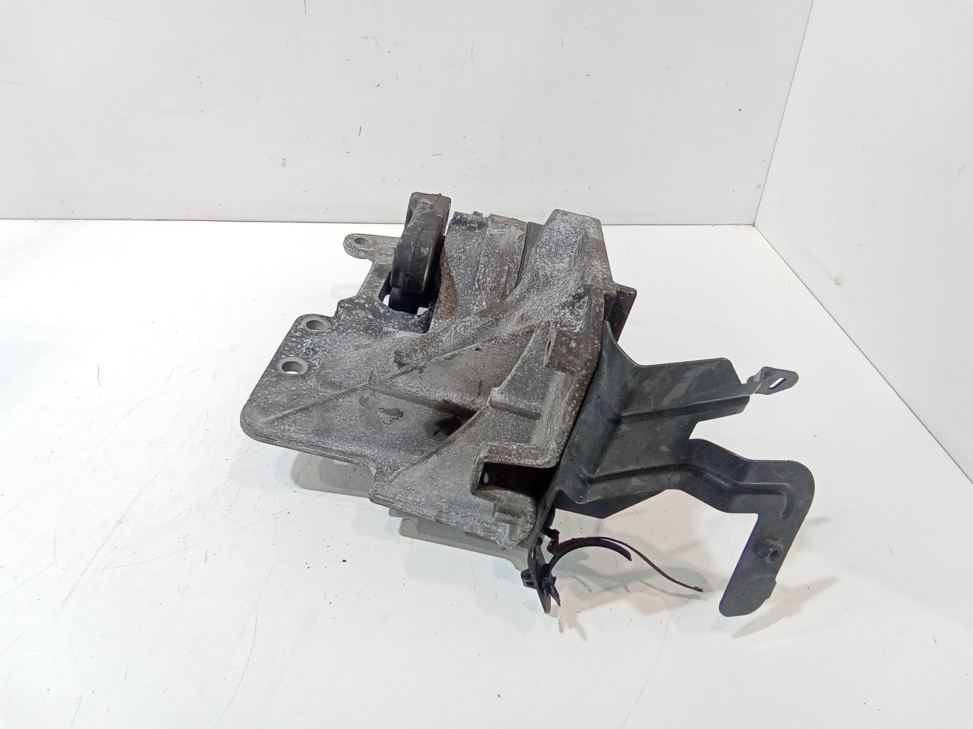 Supporto motore per Nissan Qashqai 1 Serie (2006 - 2009)